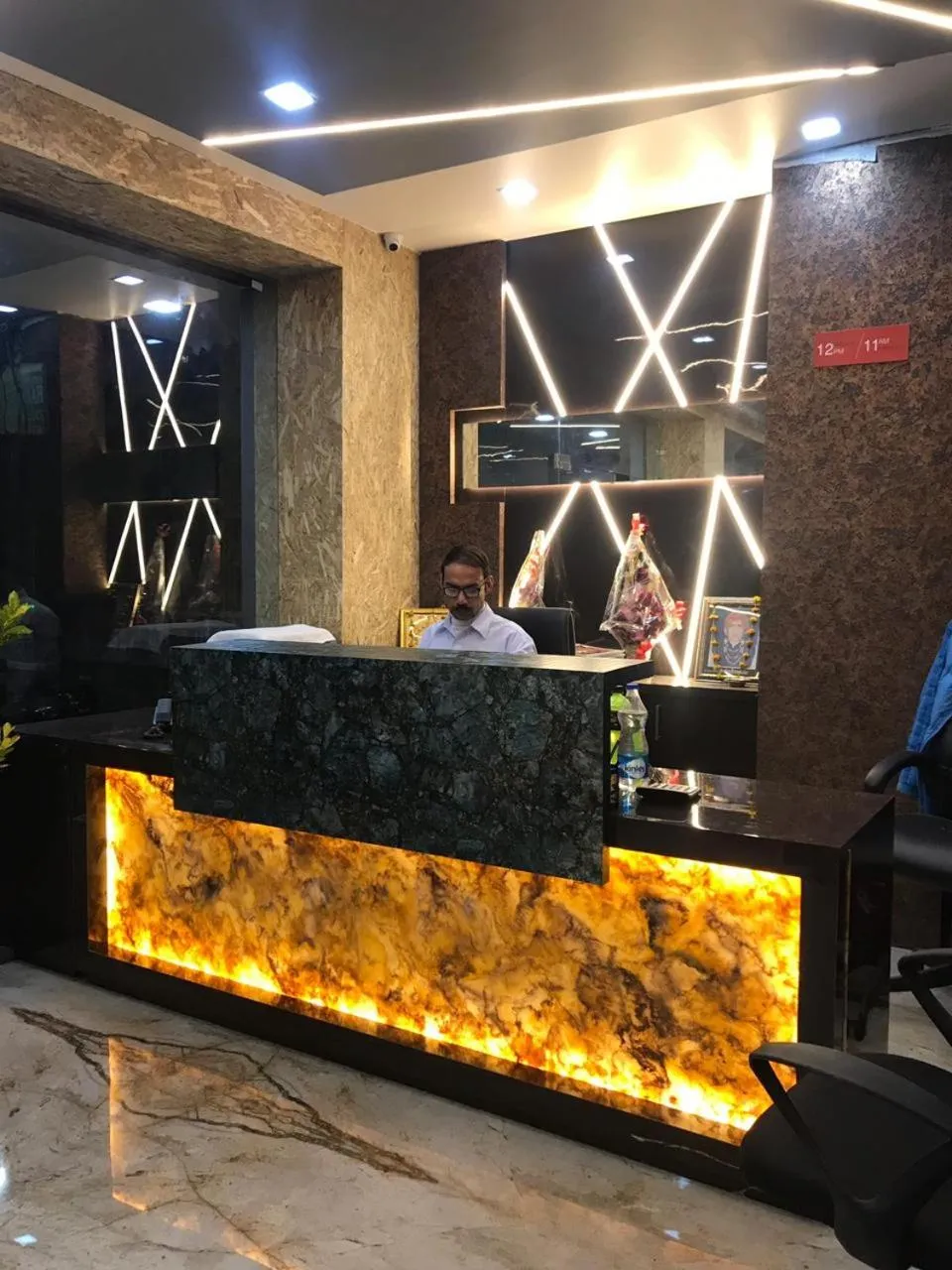 Property building in Hotel Royal Suites