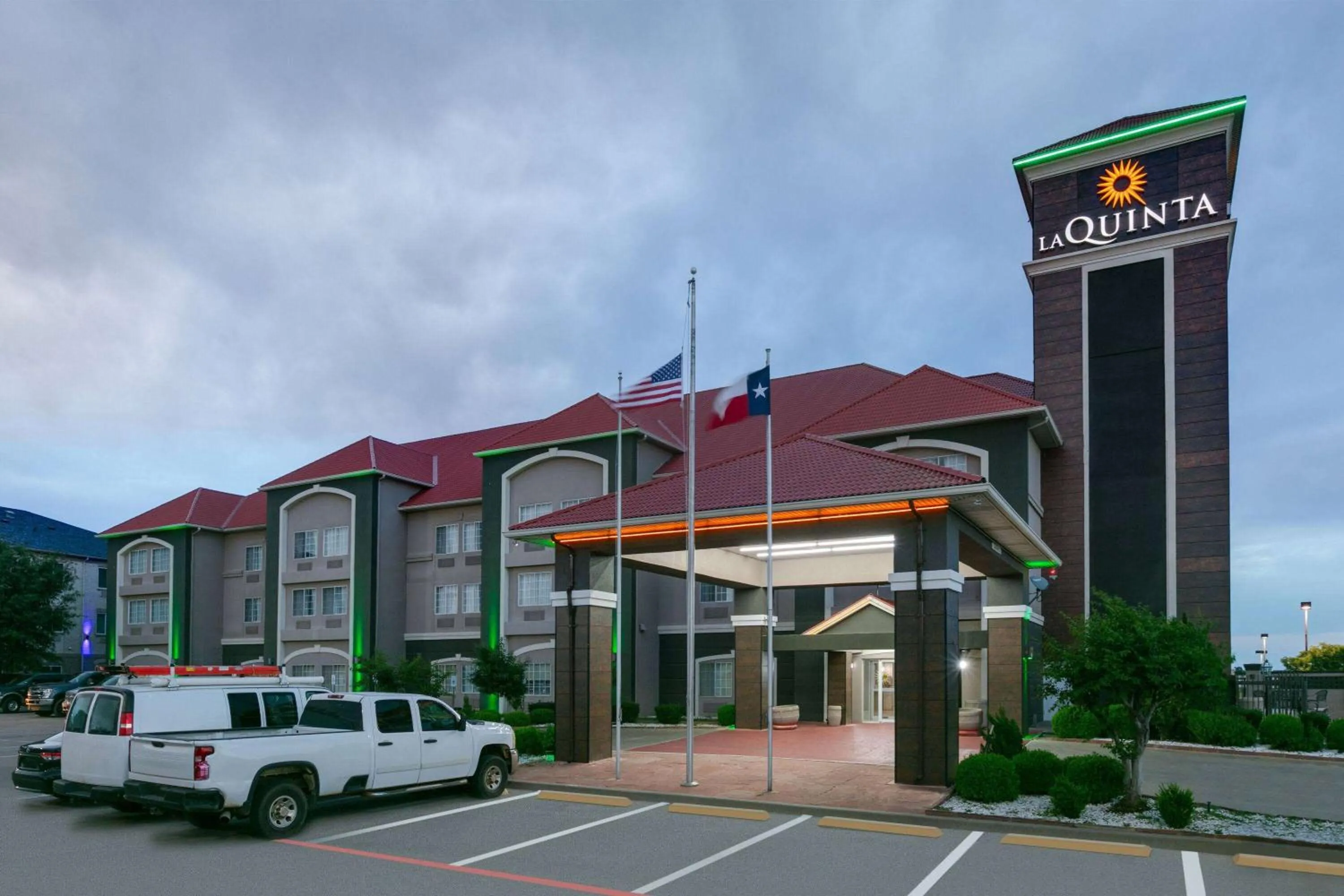 Property building in La Quinta by Wyndham Weatherford