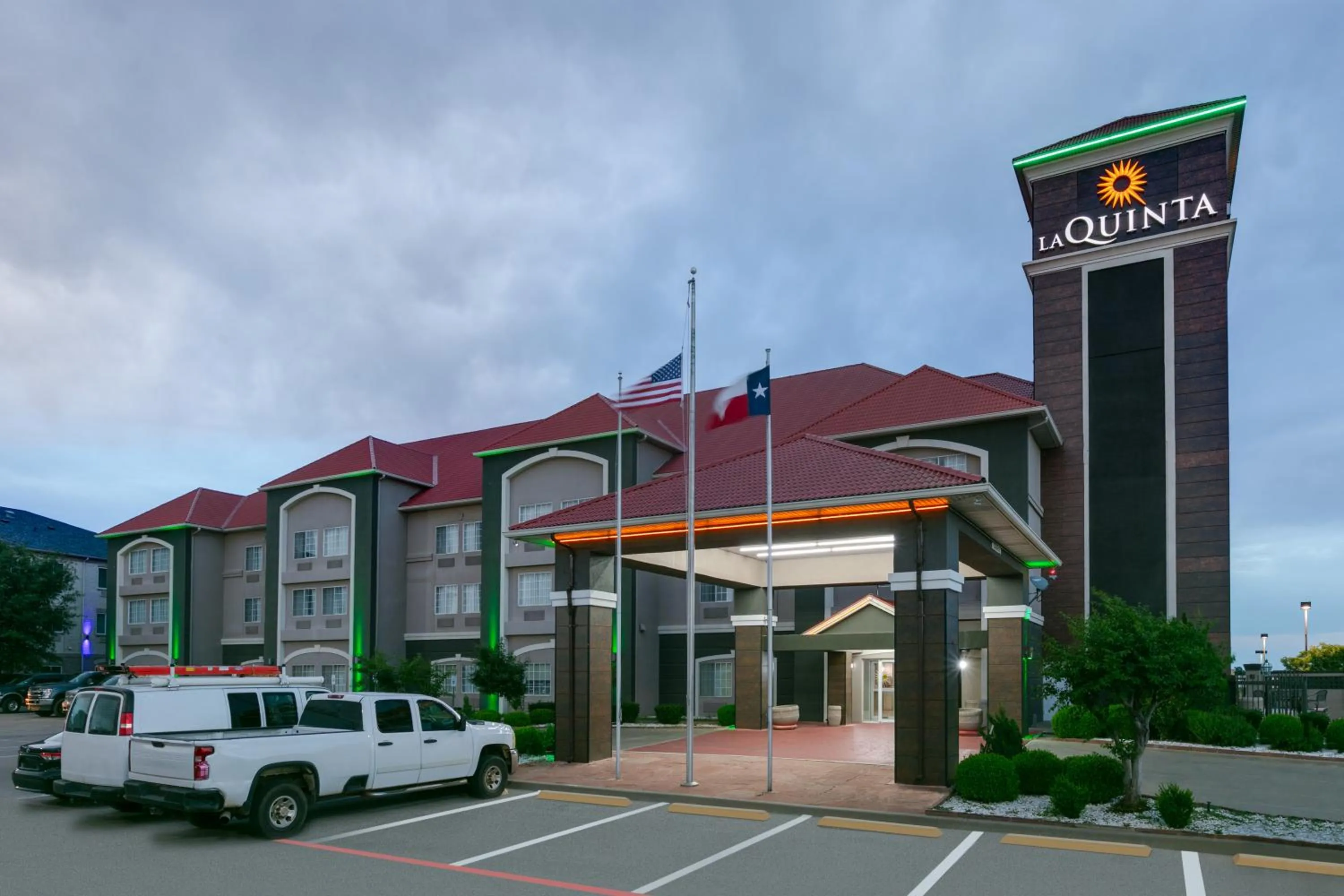 Property building in La Quinta by Wyndham Weatherford