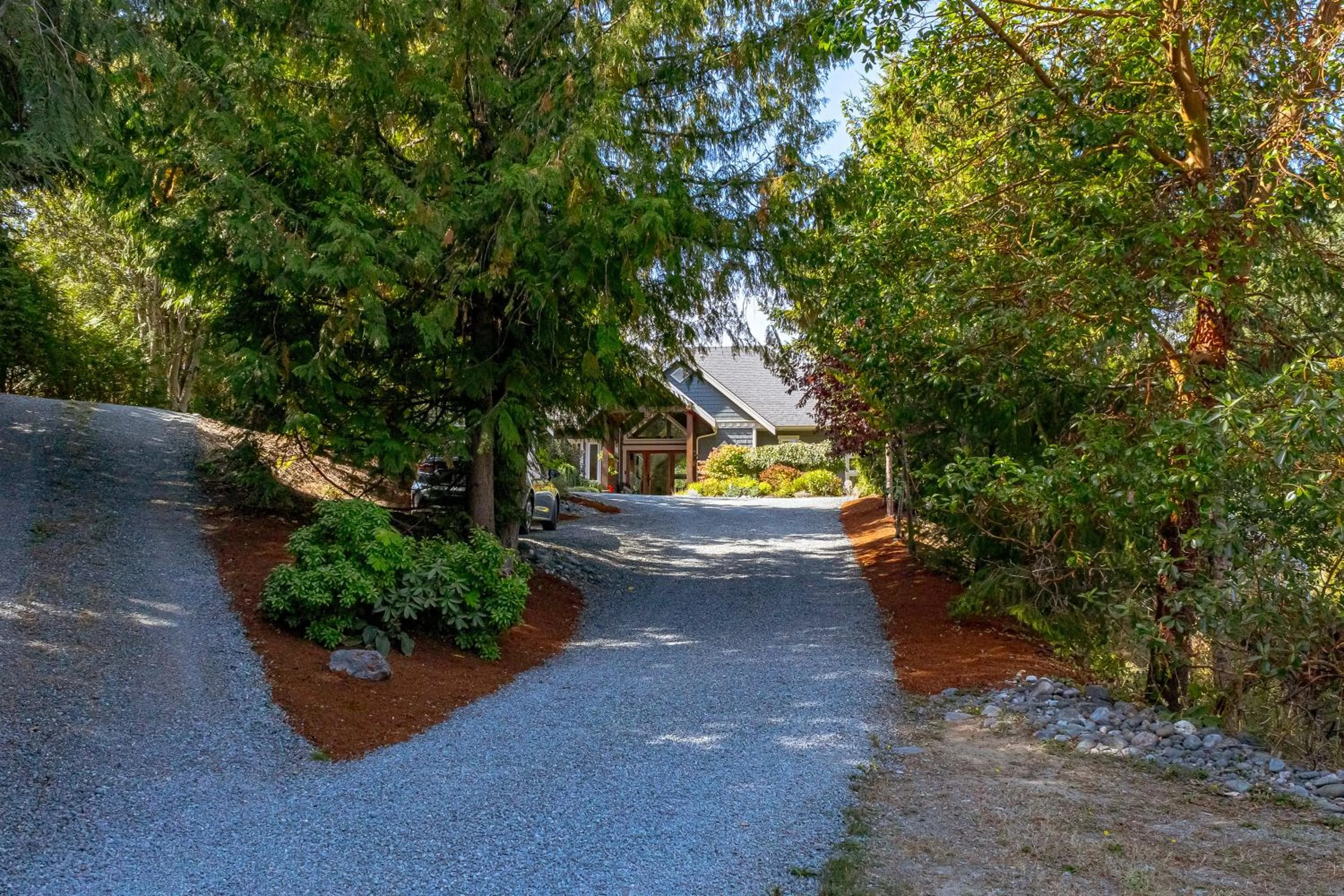 Natural landscape in Shawnigan Suite B & B