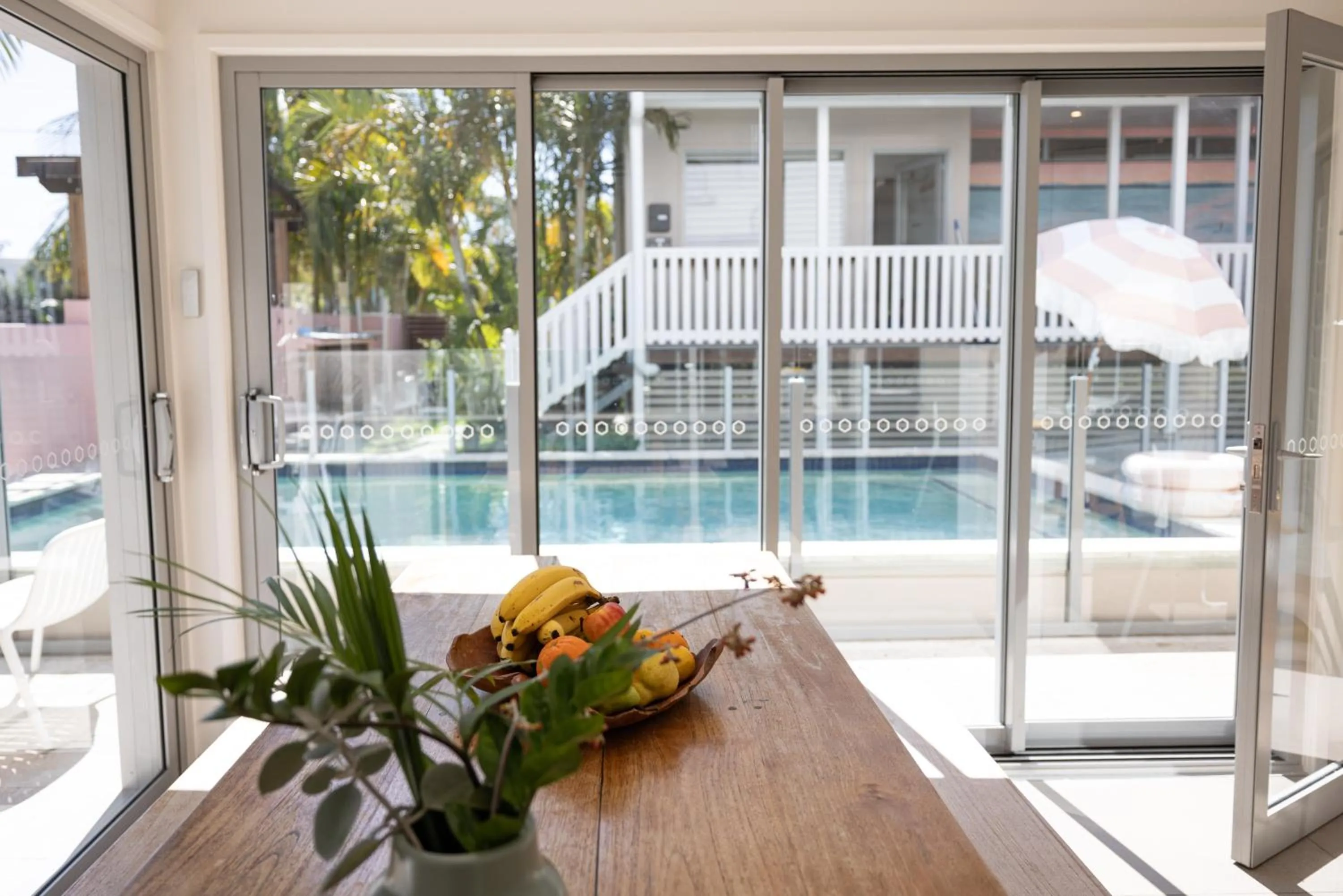 Communal kitchen in Aloha Byron Bay
