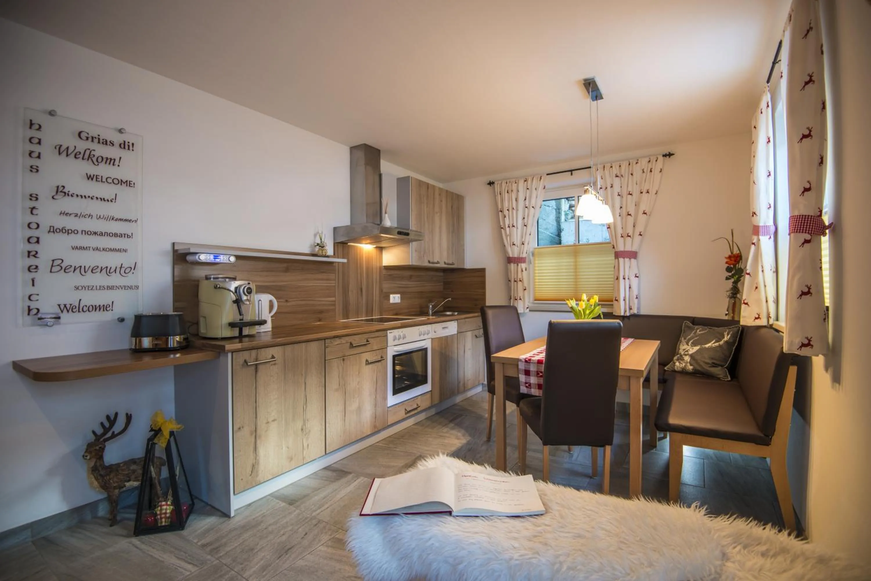 Kitchen or kitchenette in Apartment Gschwandtner Haus Stoareich