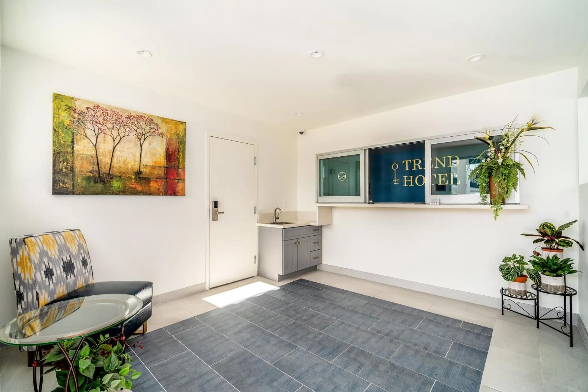 Lobby or reception in Trend Hotel at LAX Airport