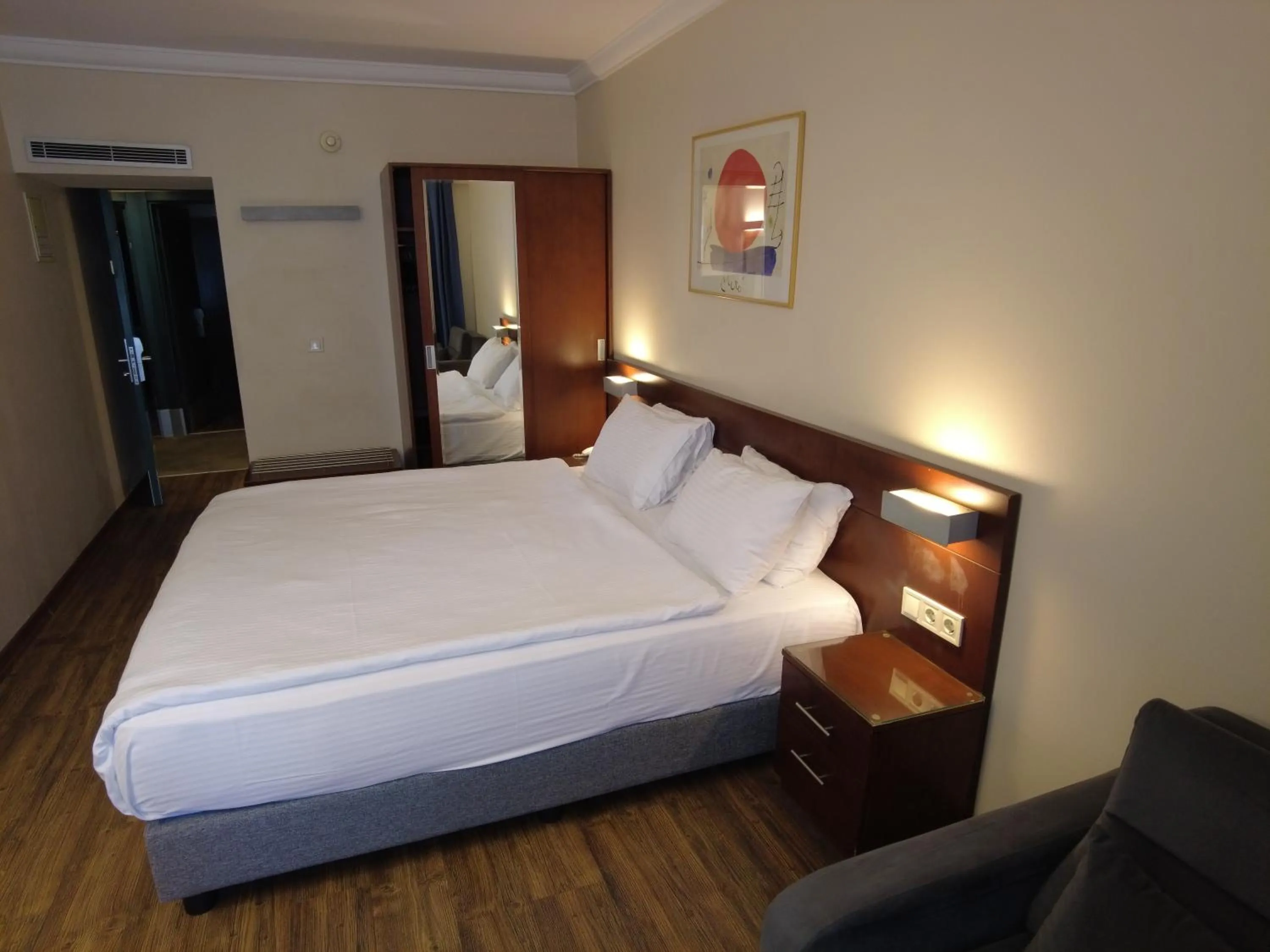 Photo of the whole room, Bed in Feronya Hotel