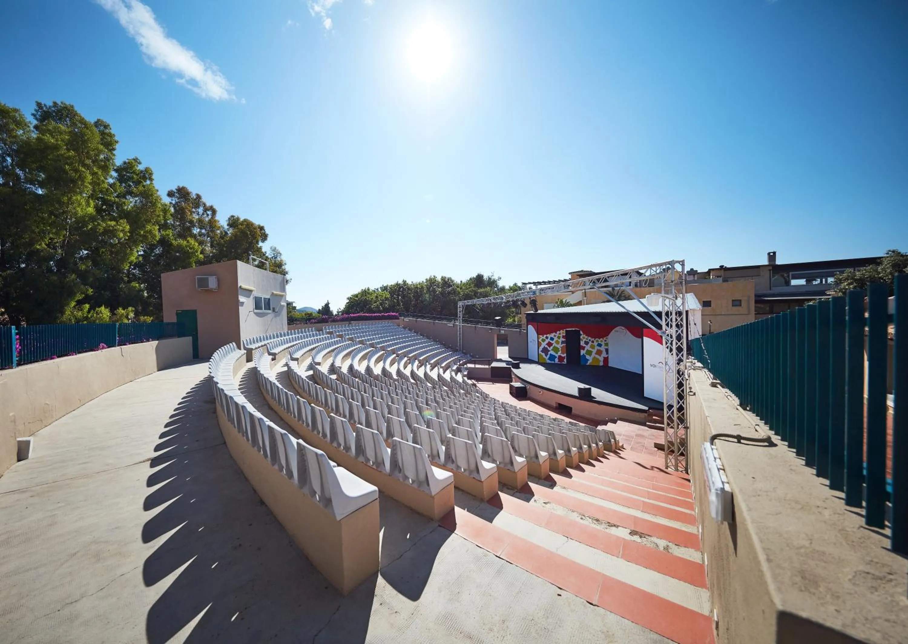 Evening entertainment in VOI Tanka Village