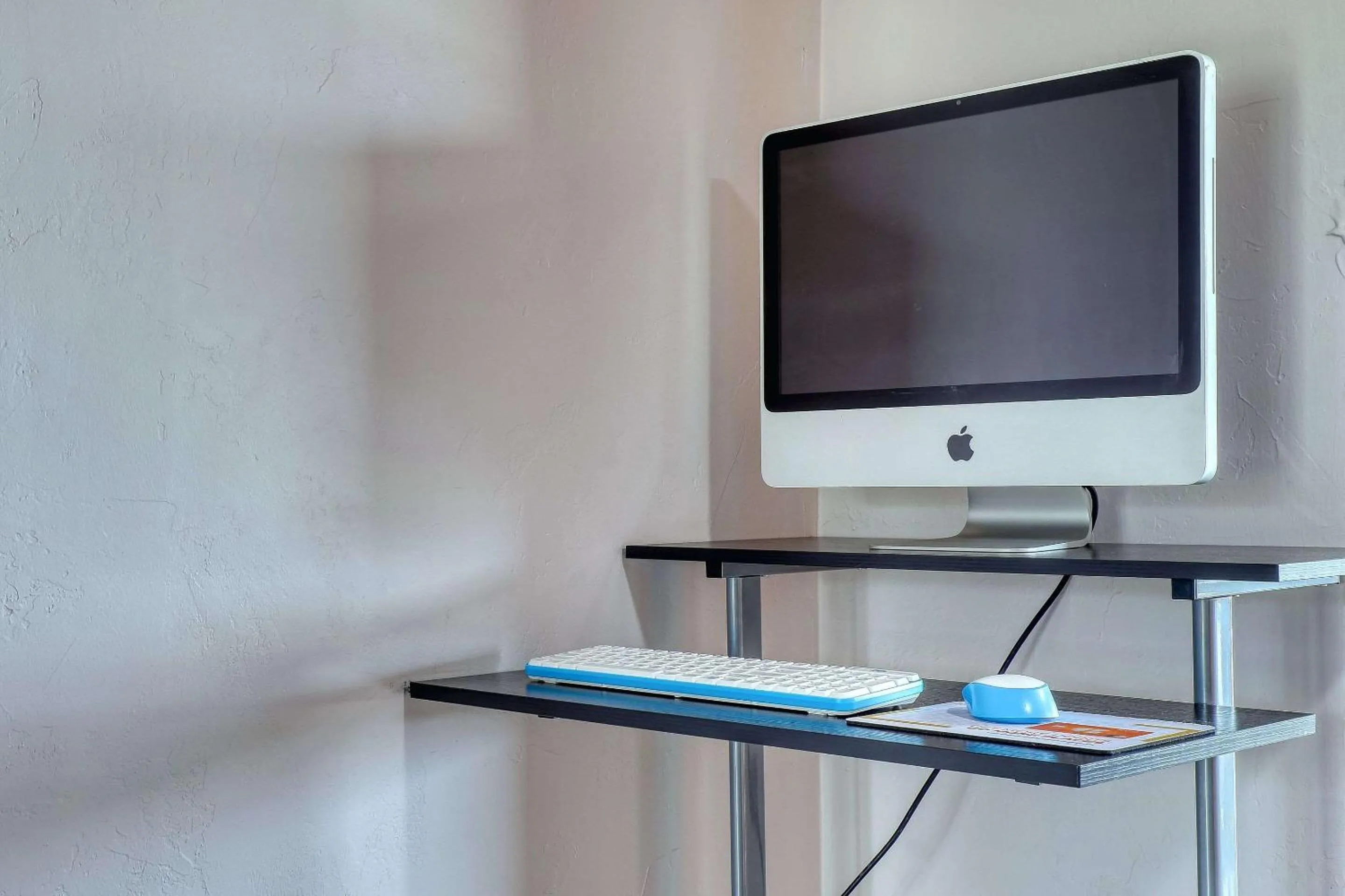 Business facilities in Econo Lodge Neenah