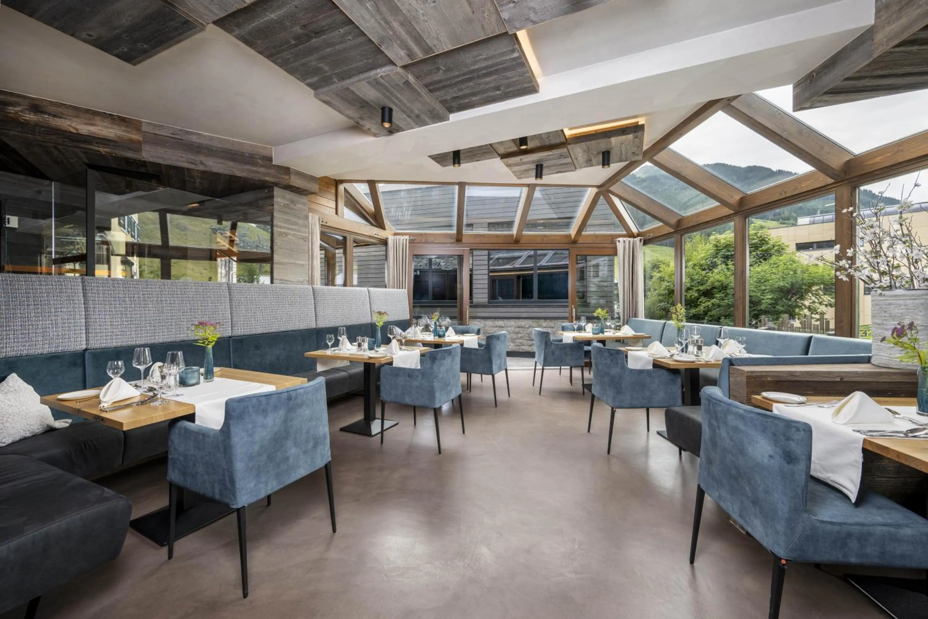 Restaurant/places to eat in Hotel Kendler