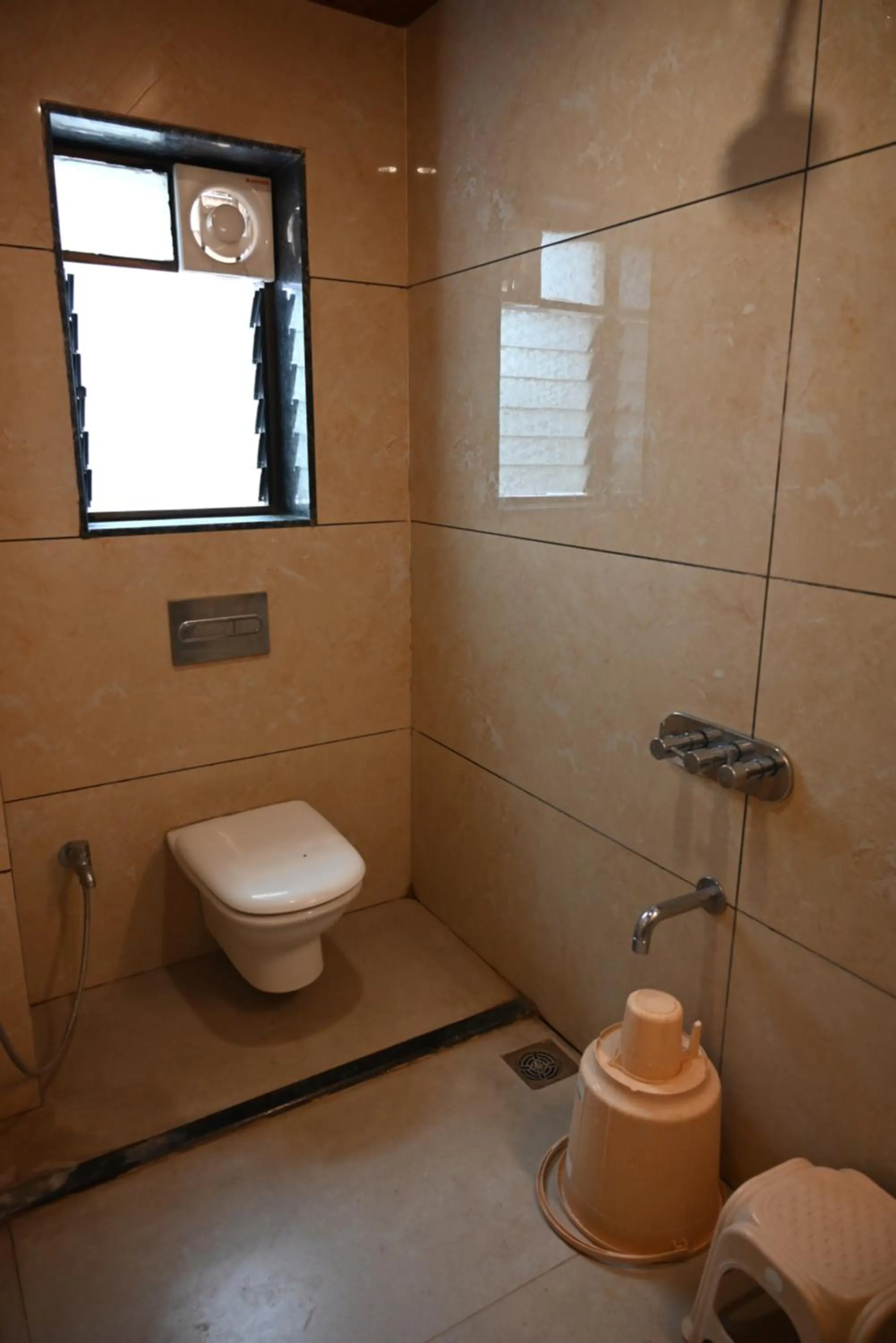 Property building in Hotel Shradha Saburi Palace