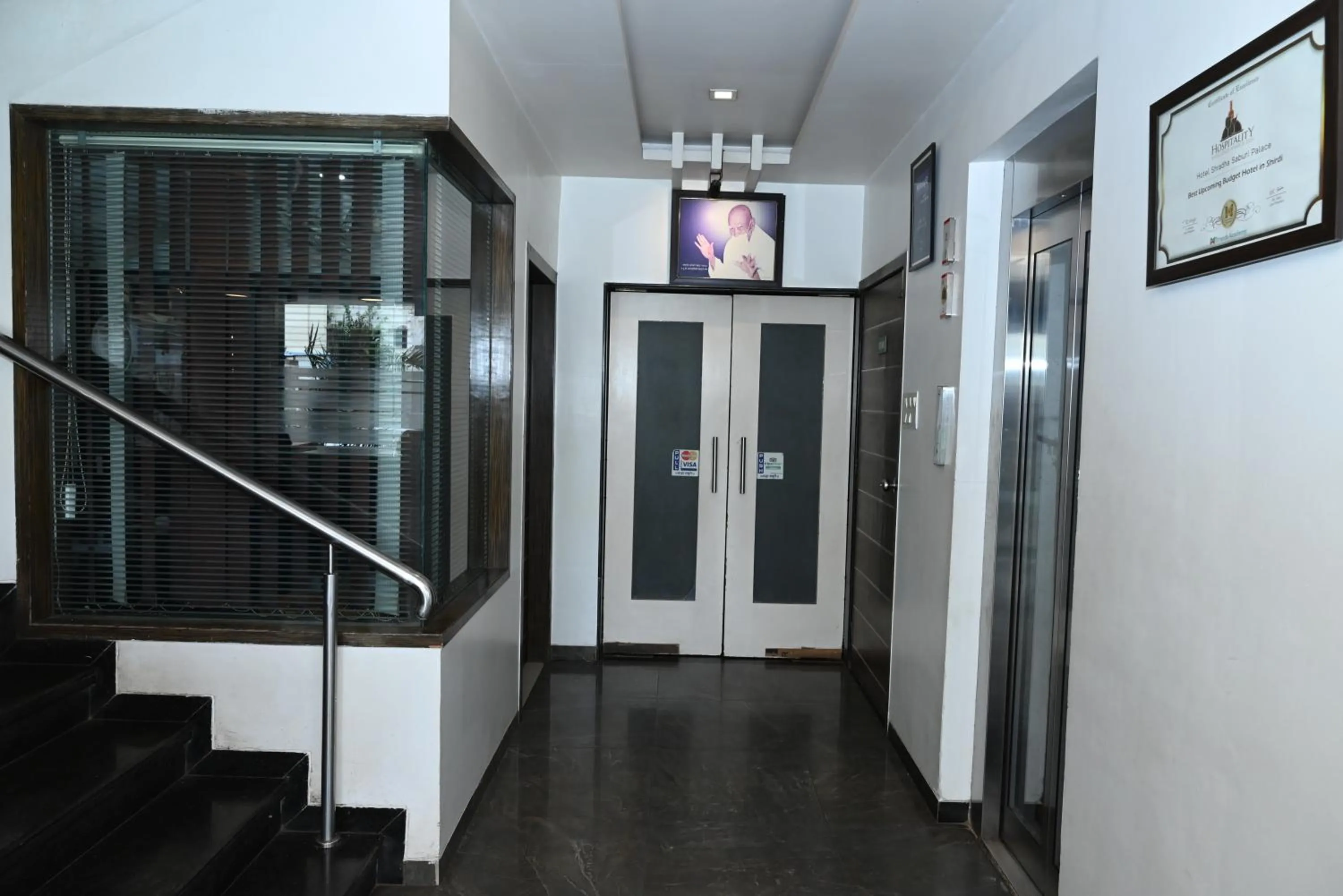 Property building in Hotel Shradha Saburi Palace