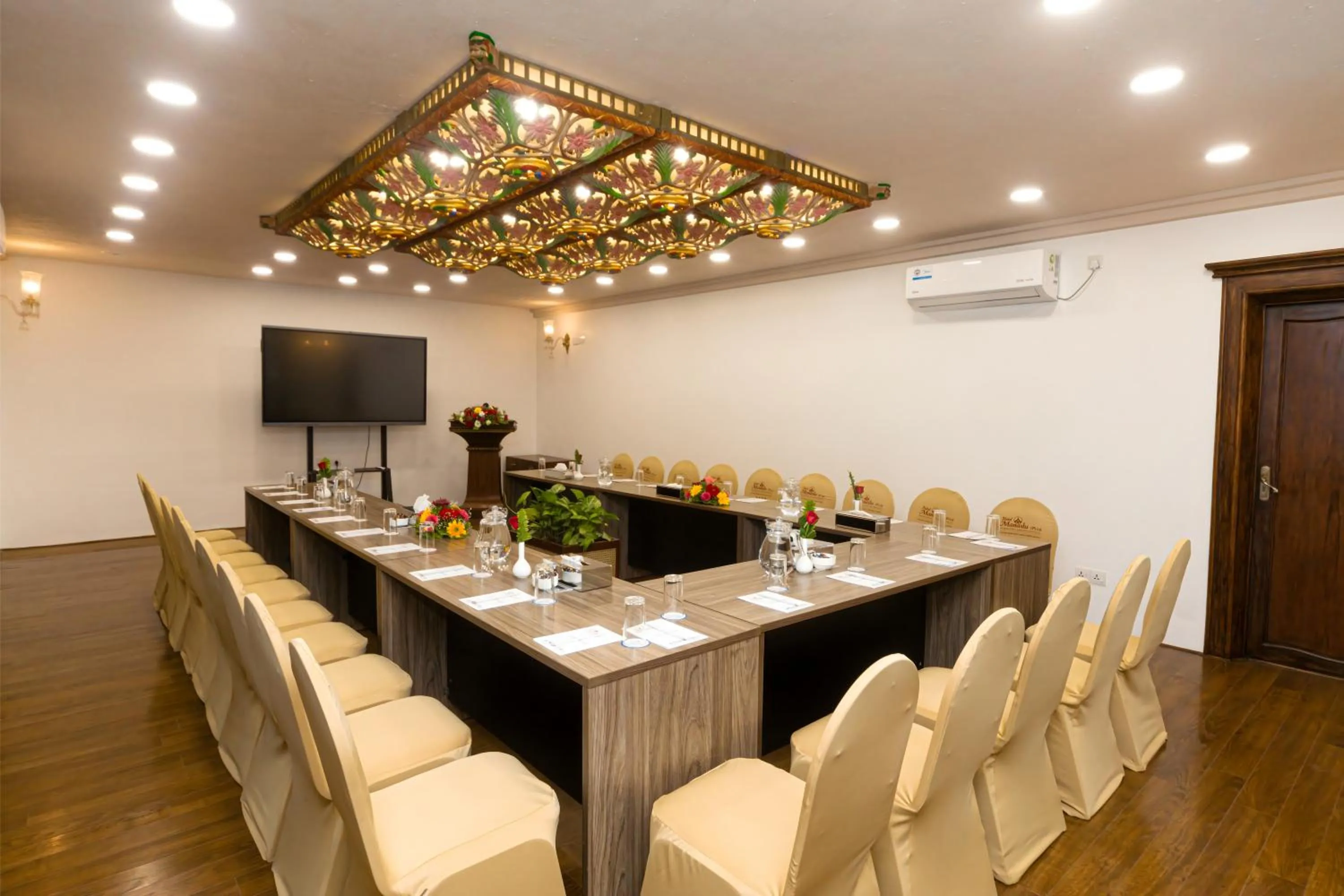 Meeting/conference room in Hotel Manaslu