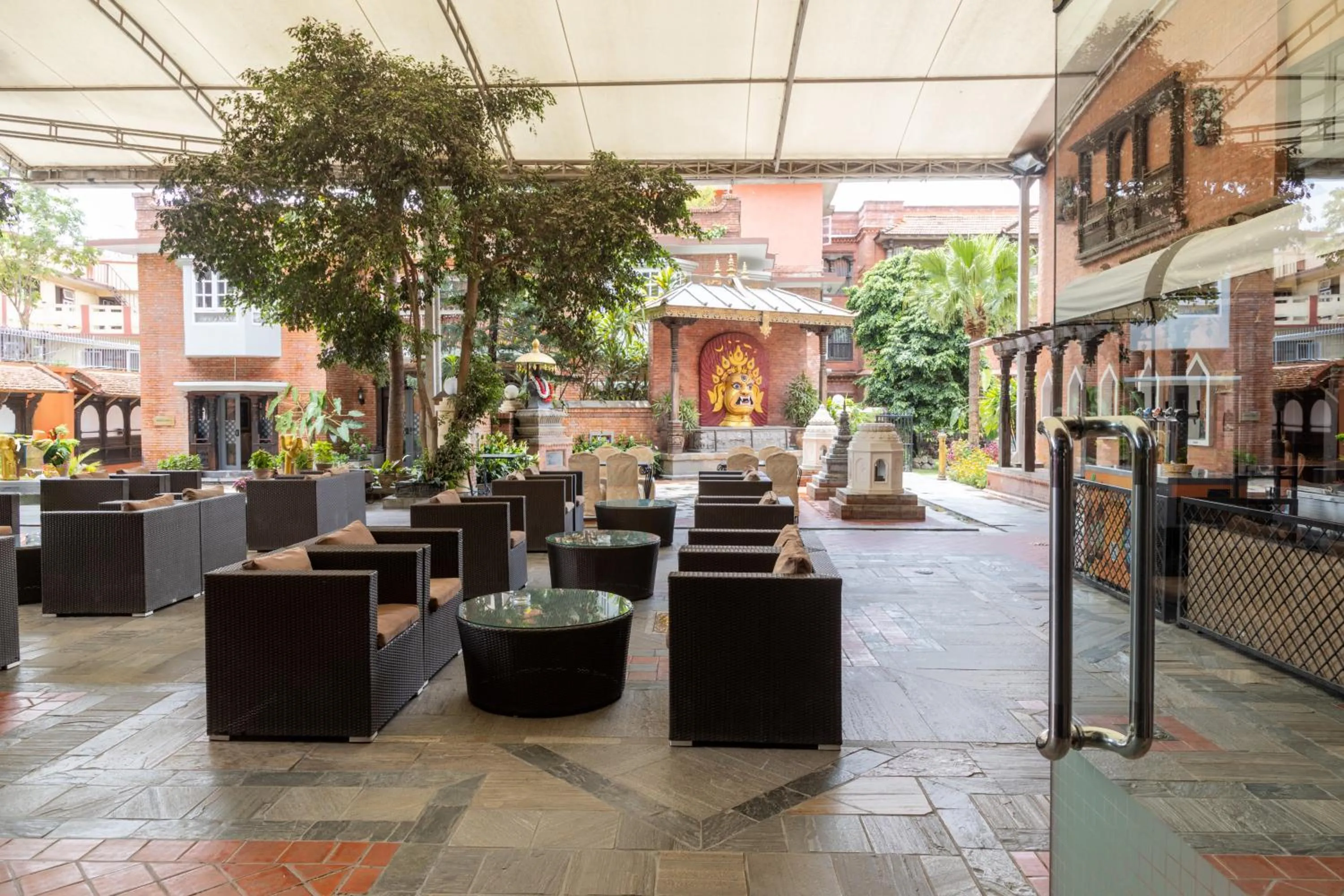 Restaurant/places to eat in Hotel Manaslu