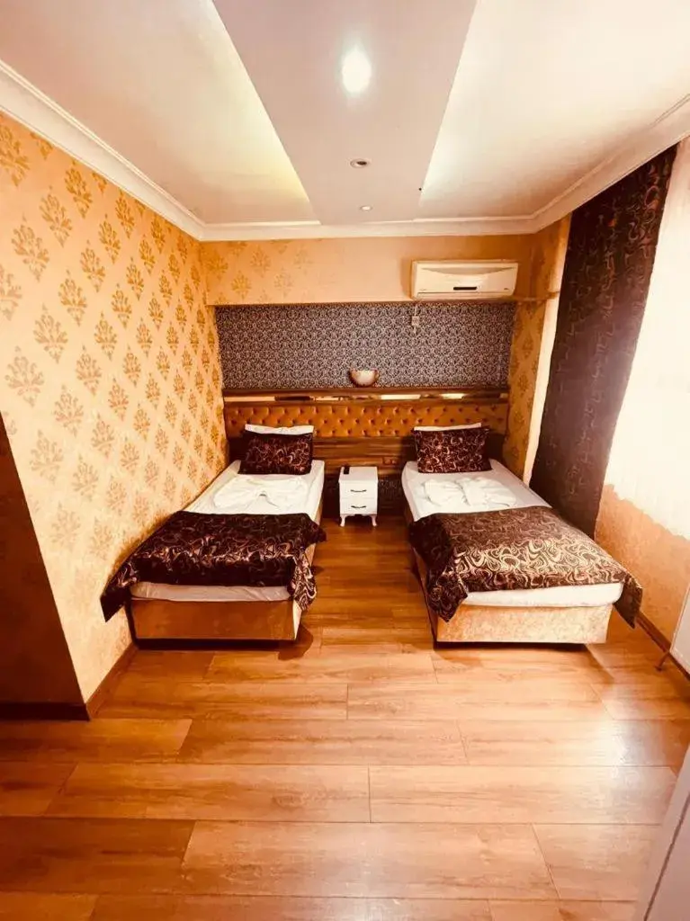 Standard Twin Room in Meta Hotel Standard Twin Room in Meta Hotel