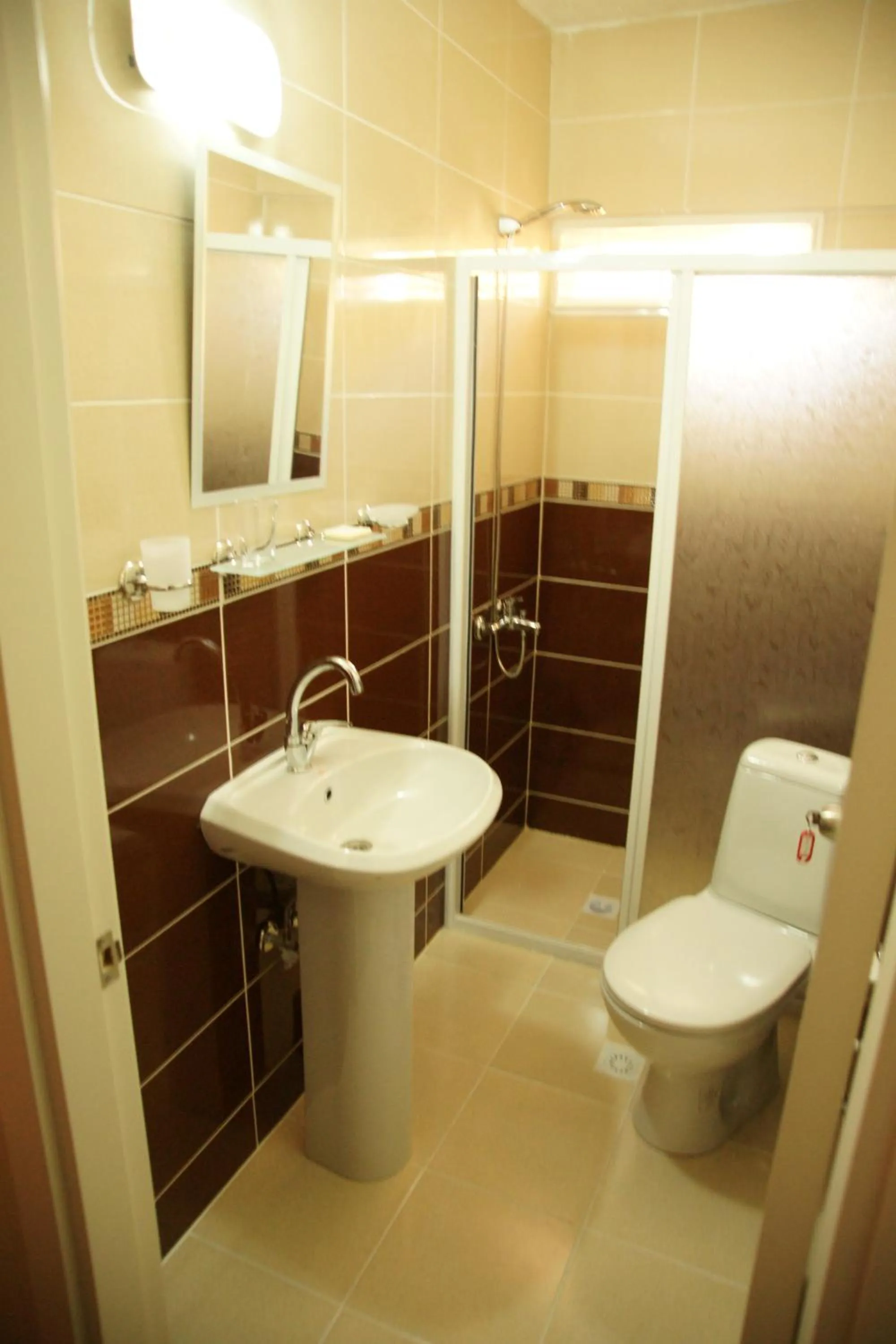 Bathroom in Meta Hotel