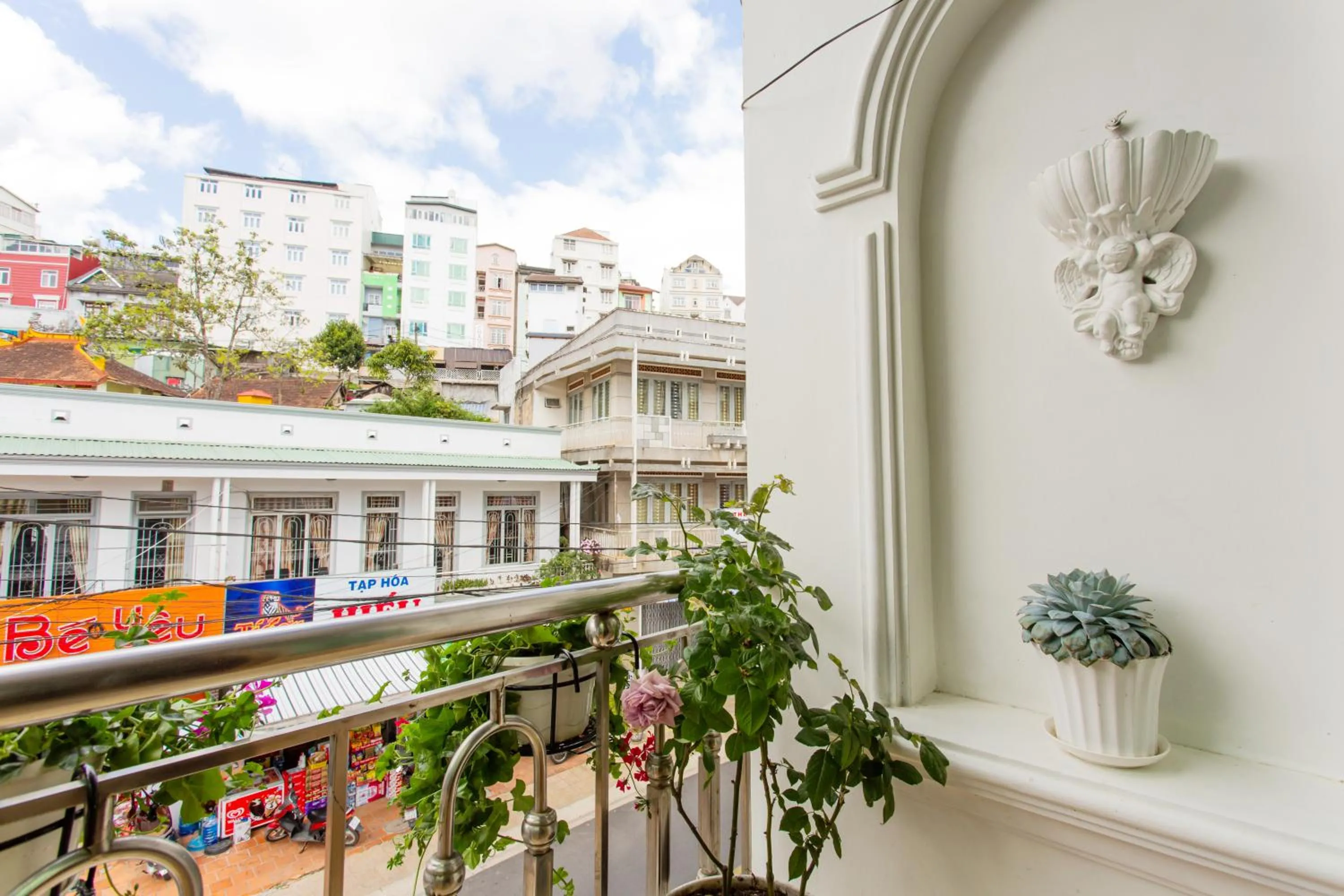 Property building in Khanh Hong Da Lat