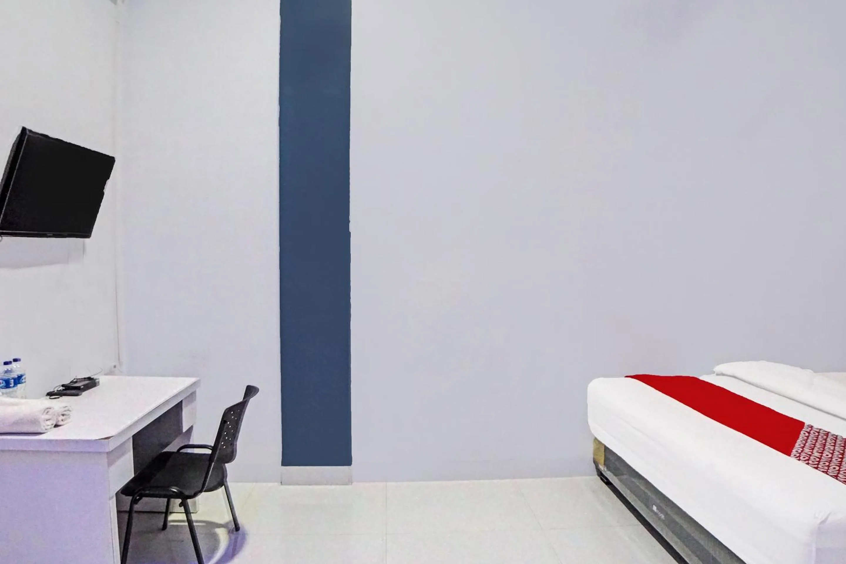 Bedroom, Bed in Wisma Barokah