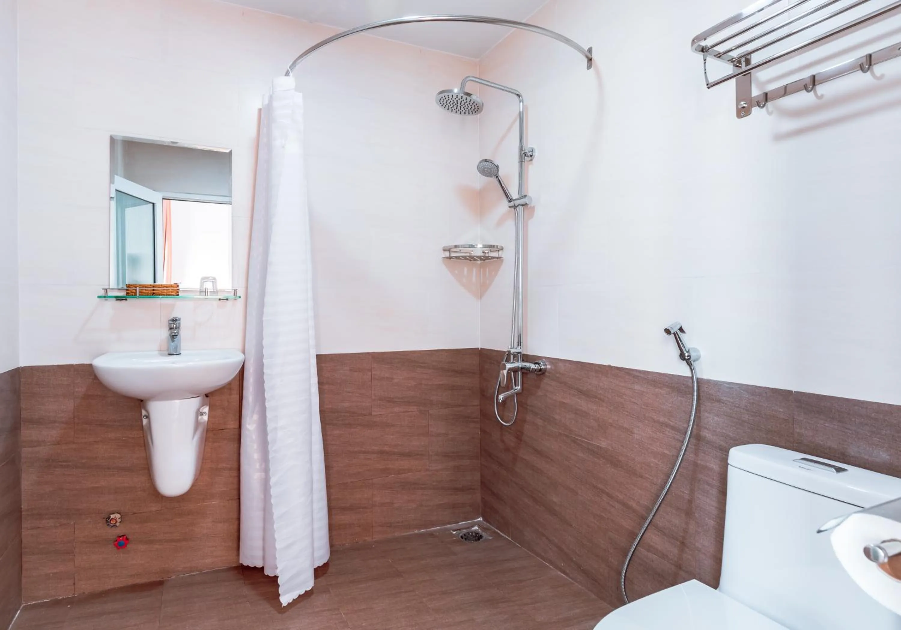 Toilet in AQUA Seaview Hotel