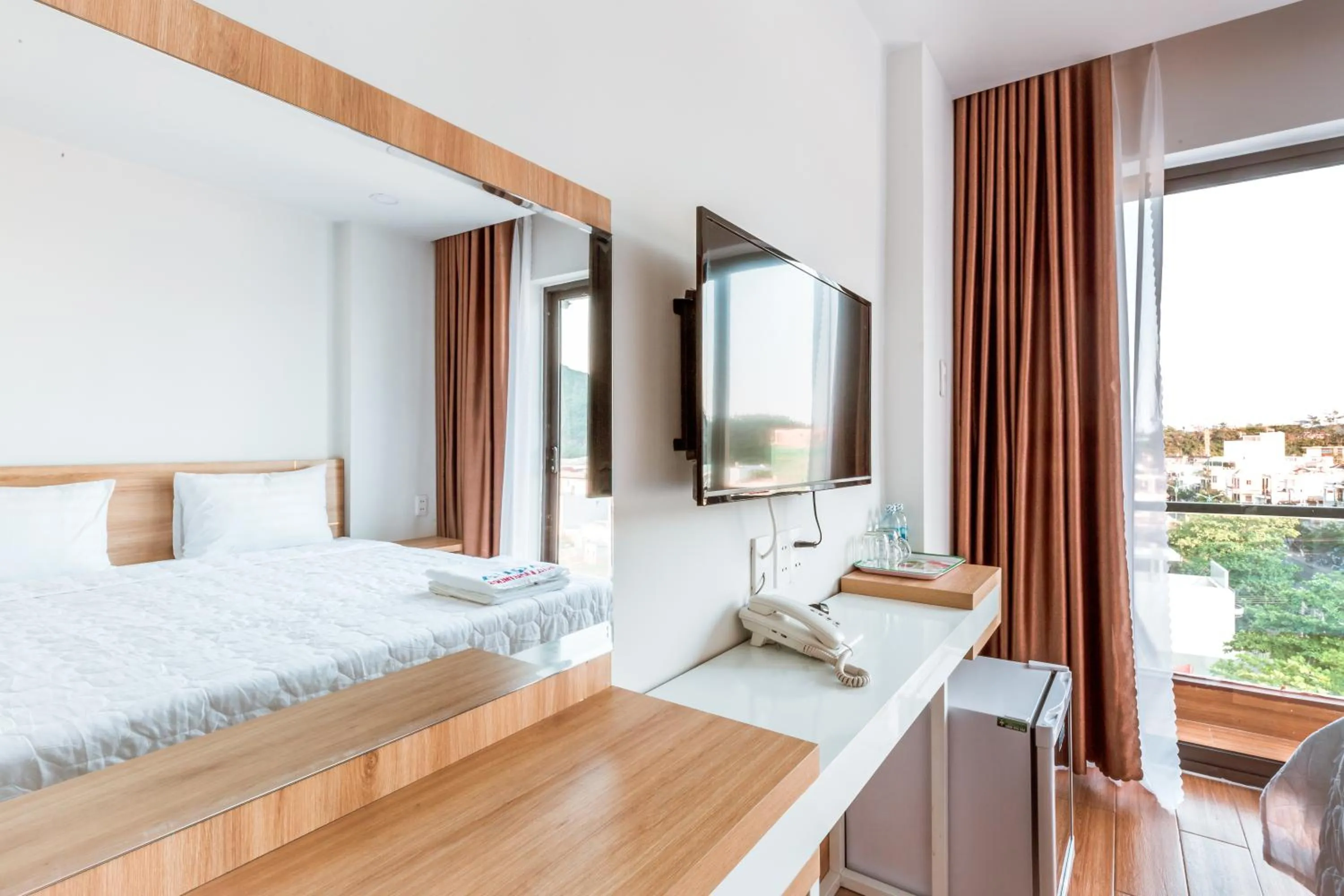 Photo of the whole room, Bed in AQUA Seaview Hotel