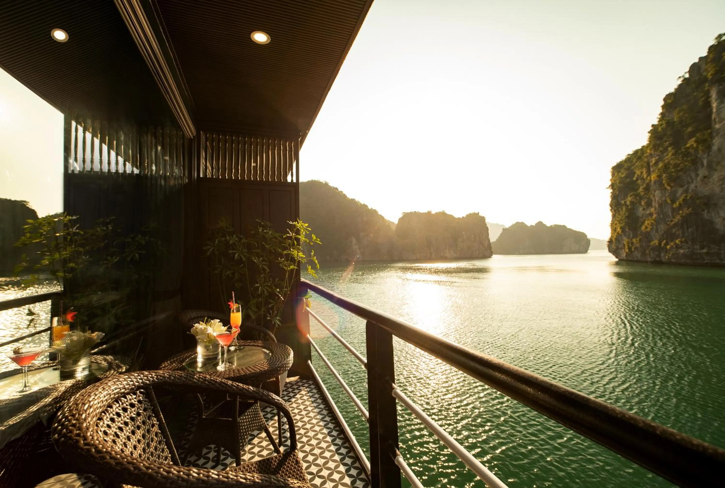 Natural landscape in Rosy Cruises