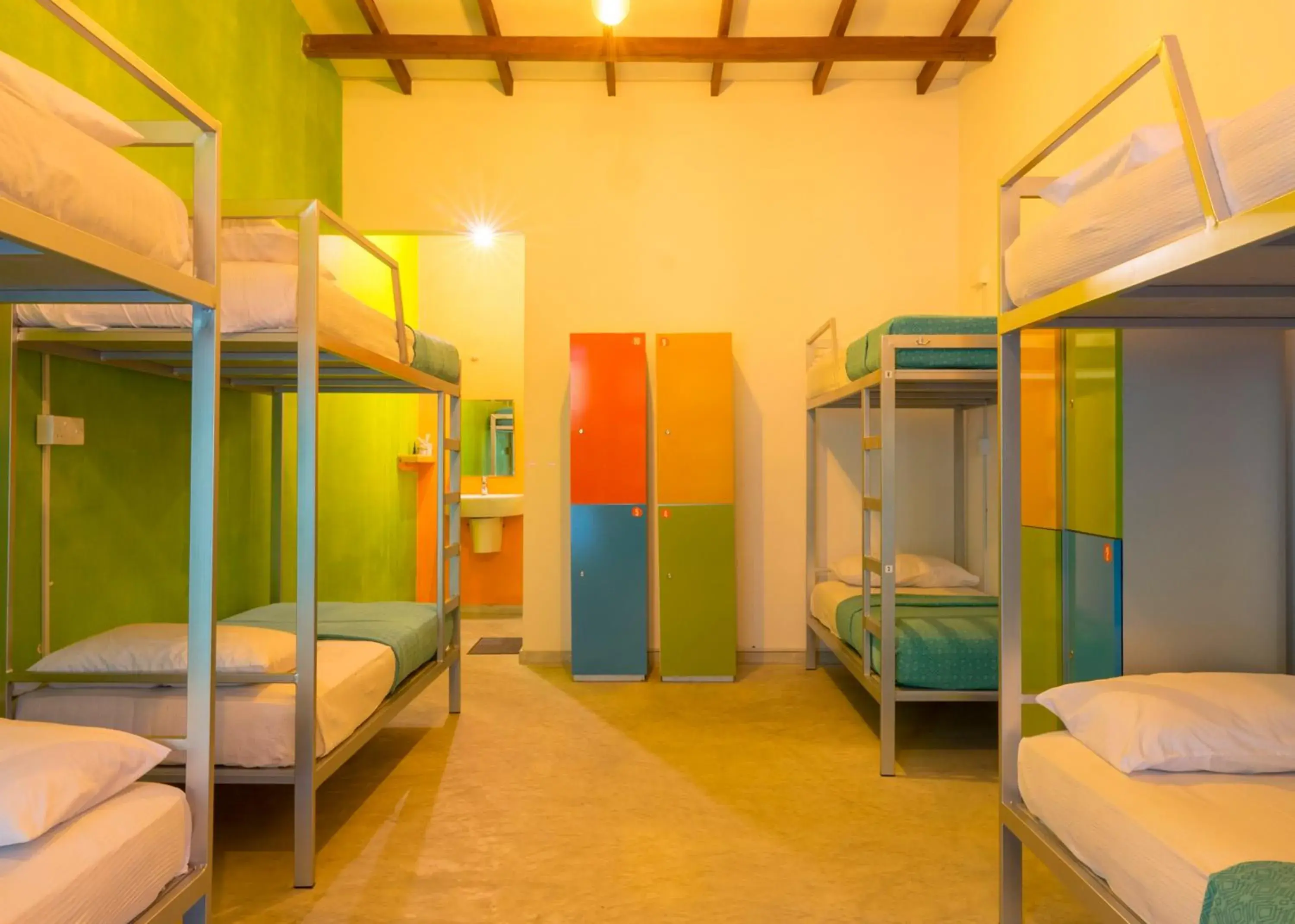 Single Bed in 10-Bed Dormitory Room in Bunk Station Single Bed in 10-Bed Dormitory Room in Bunk Station