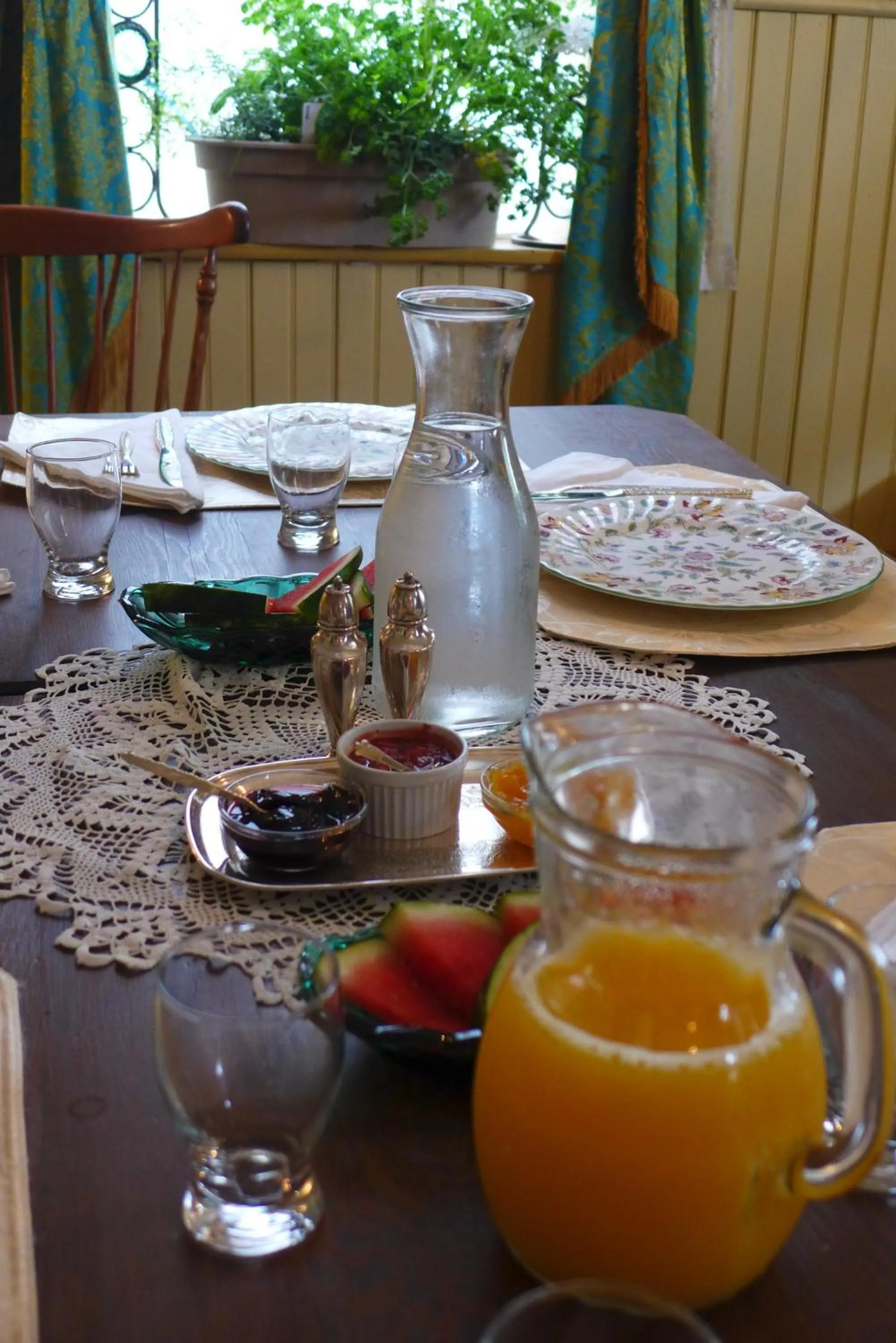 Breakfast in St. George Hotel