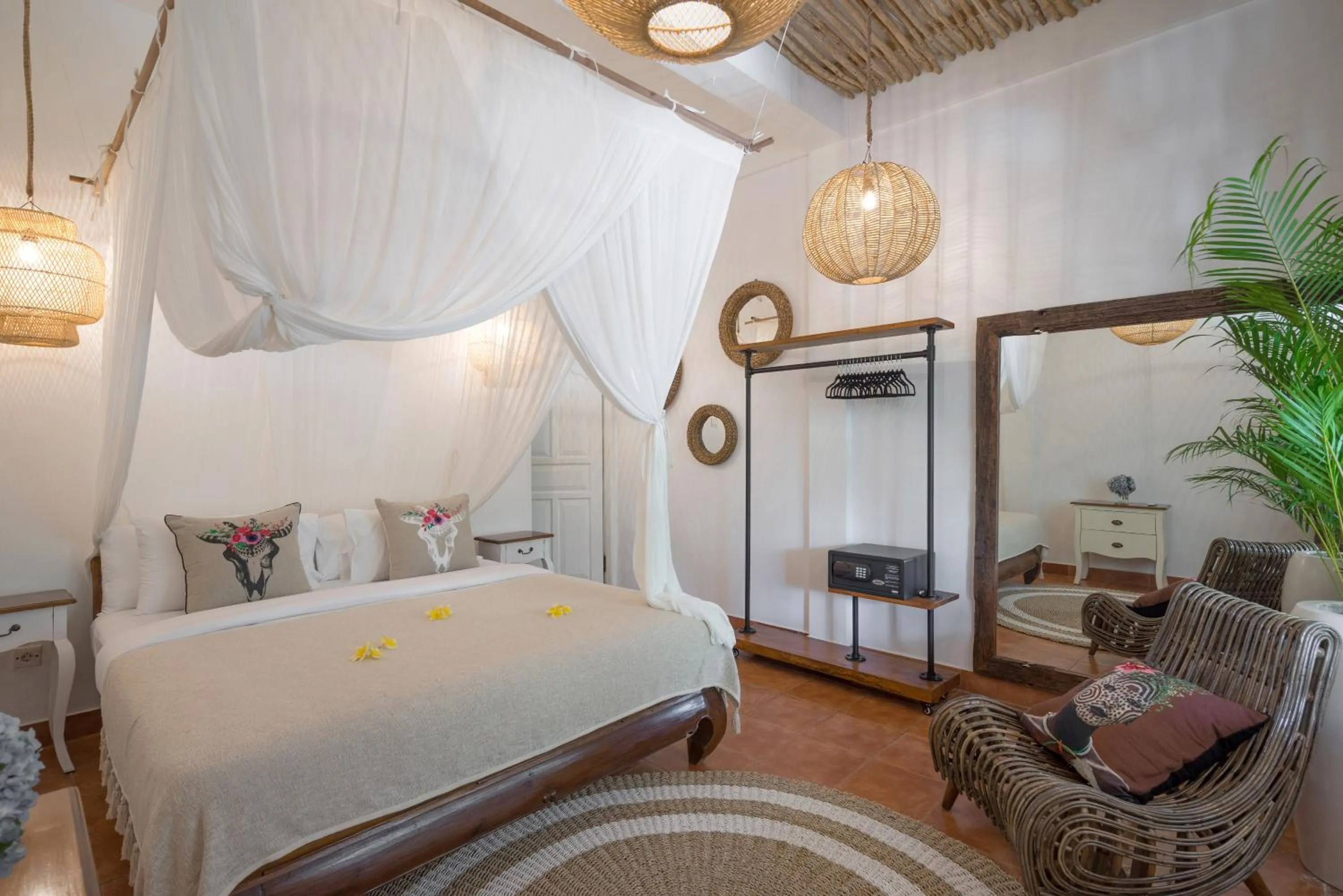 Bedroom, Bed in Smiling Cactus Villas