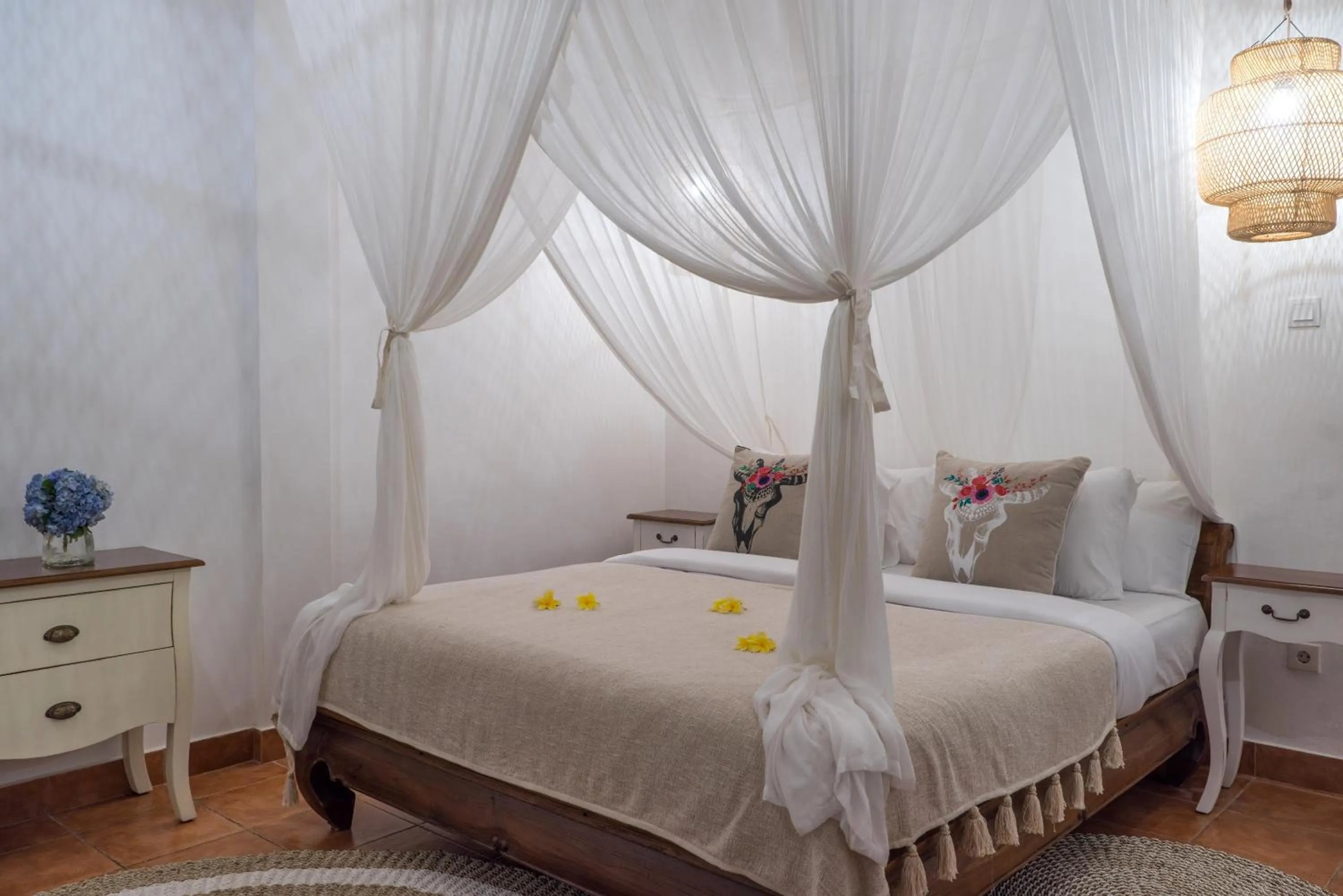 Decorative detail, Bed in Smiling Cactus Villas