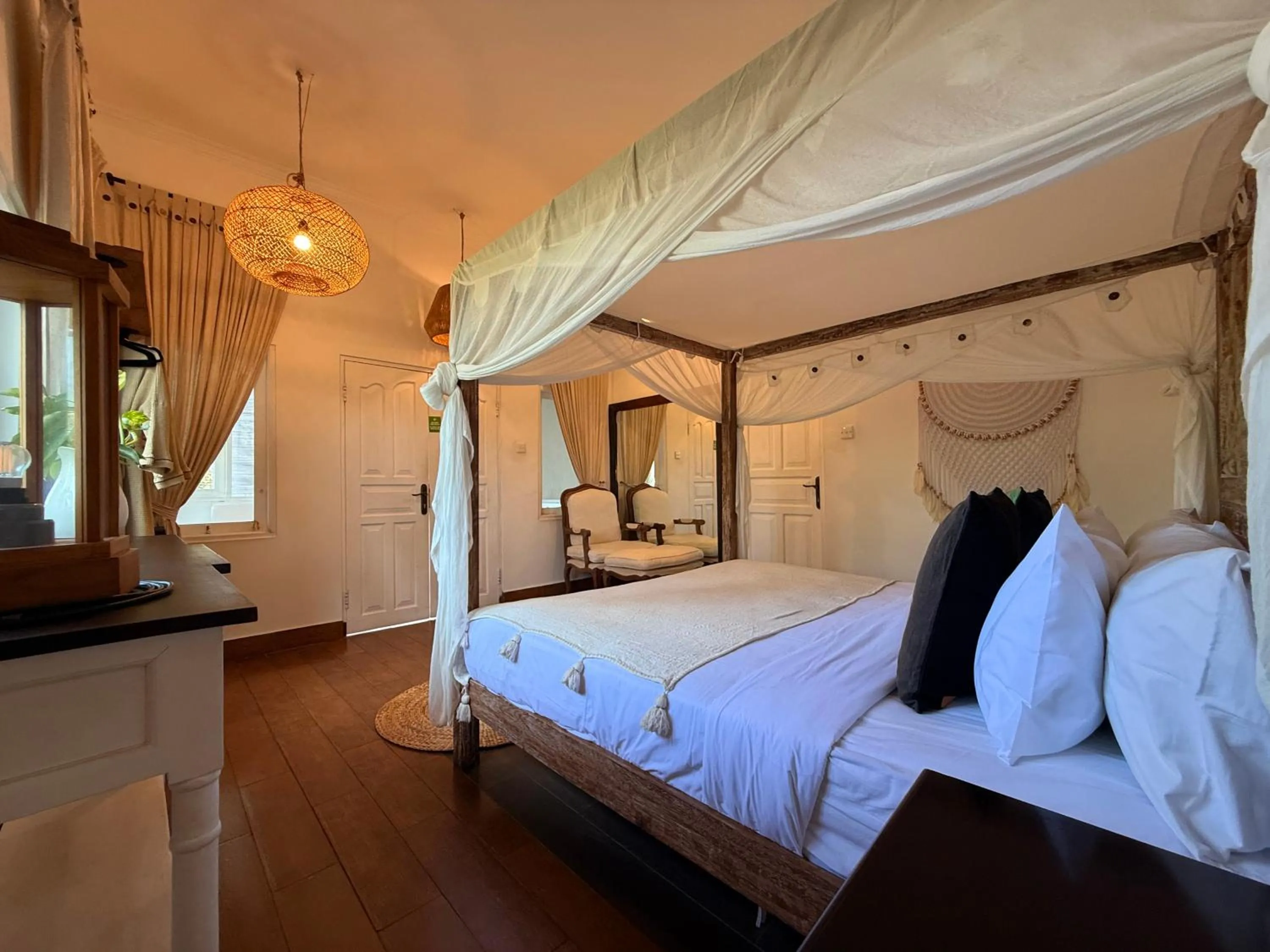 Bed in Smiling Cactus Villas