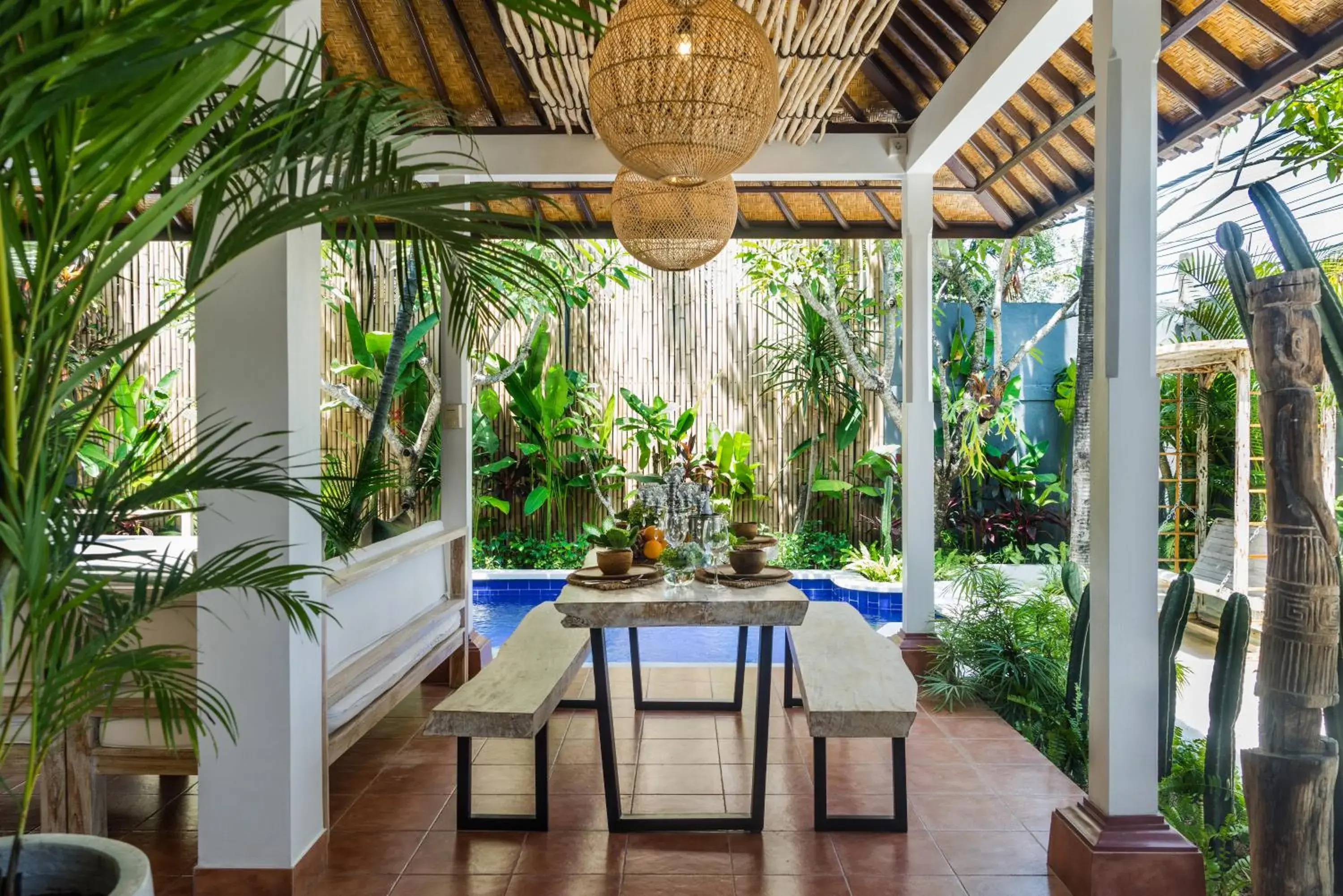 Villa with Private Pool in Smiling Cactus Villas - Private Pool Villas in Central Seminyak Villa with Private Pool in Smiling Cactus Villas - Private Pool Villas in Central Seminyak