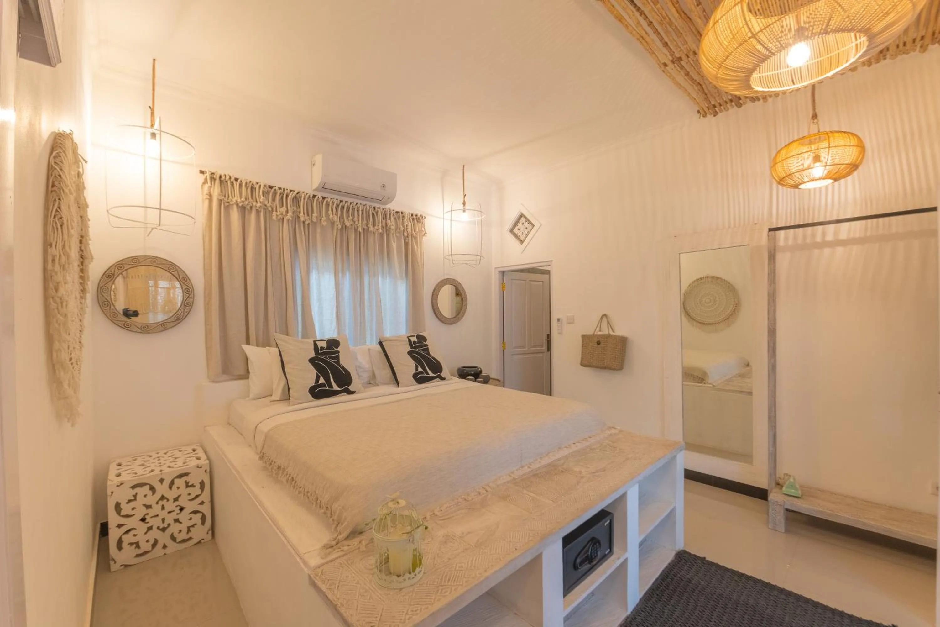 Bed in Smiling Cactus Villas