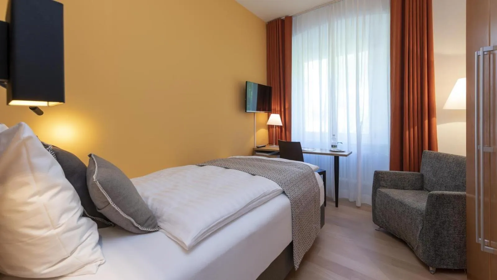 Comfort Single Room - single occupancy in Hotel Fravi