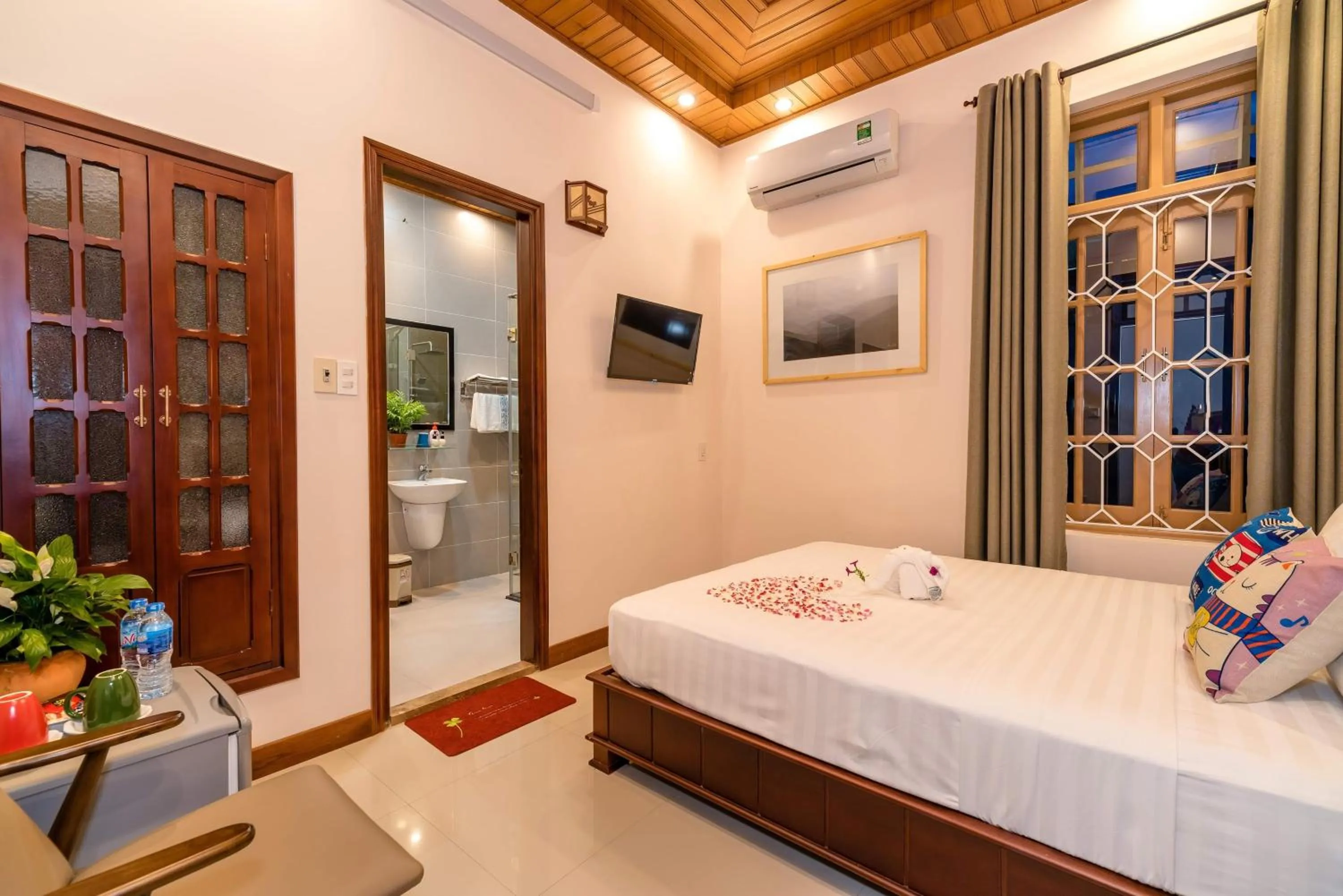 Bed in Luna Rossa Villa