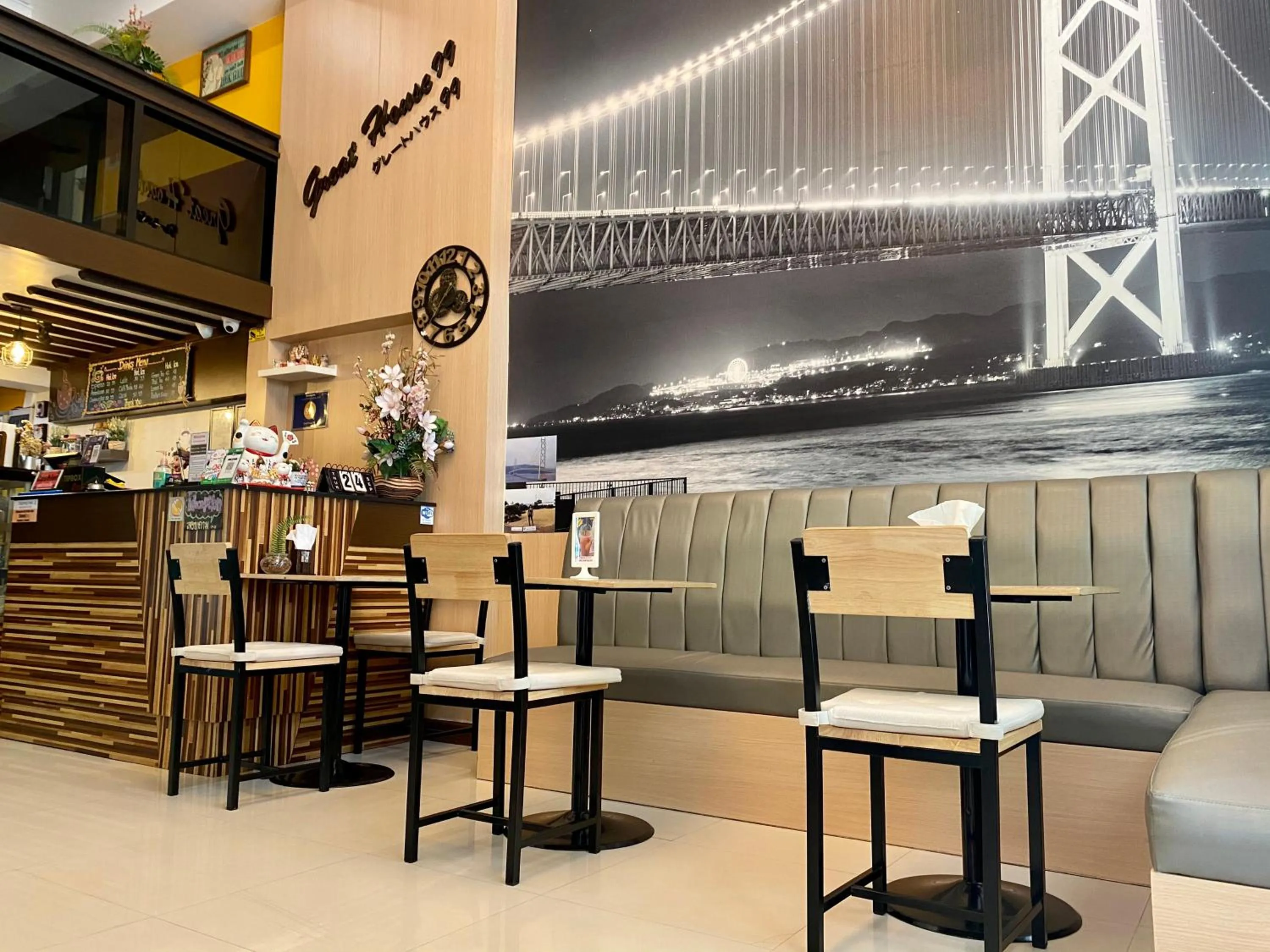 Lobby or reception in Great House 99