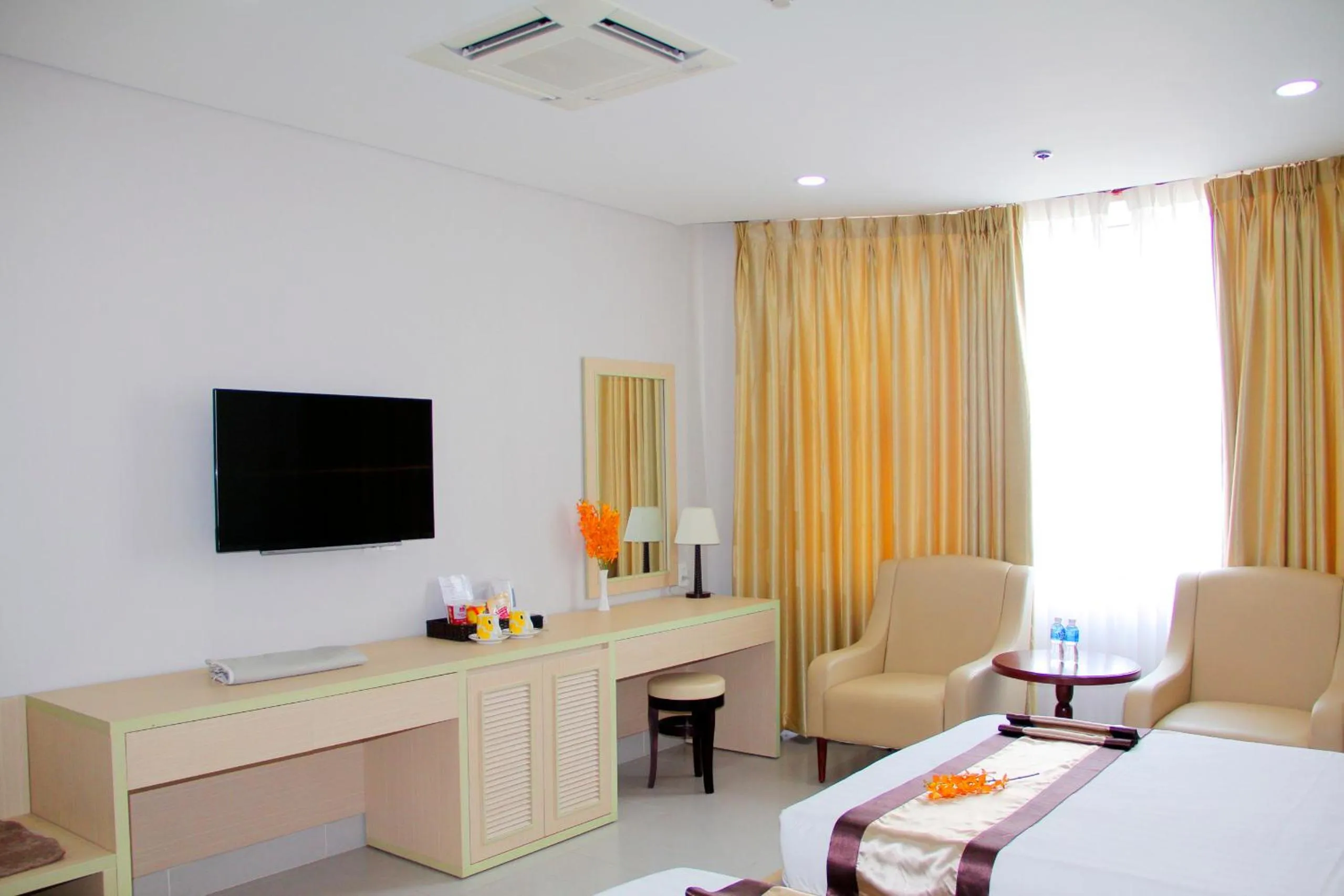 TV and multimedia, Bed in Victory Hotel Tây Ninh
