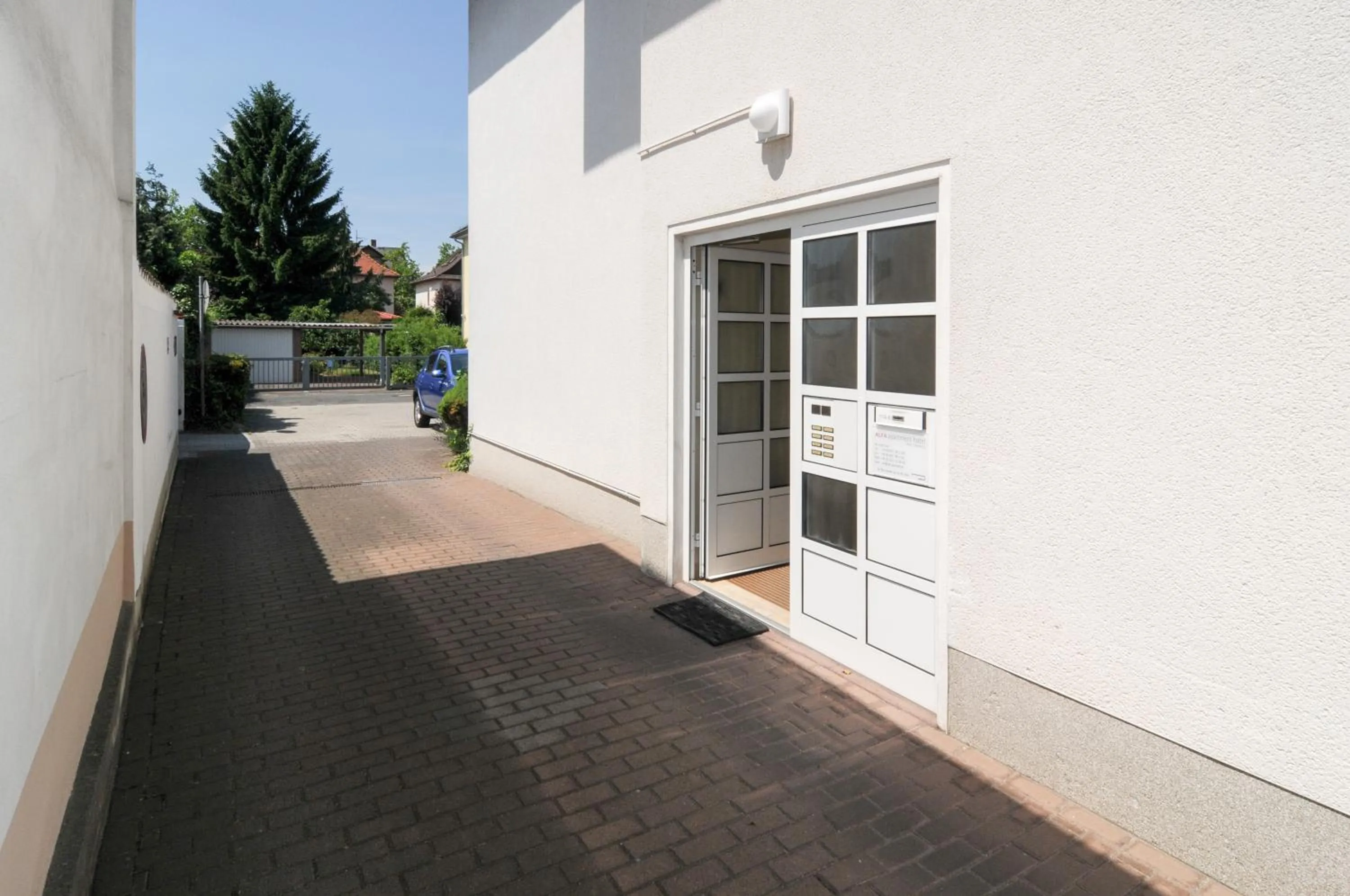 Facade/entrance in Alfa Apartment Hotel