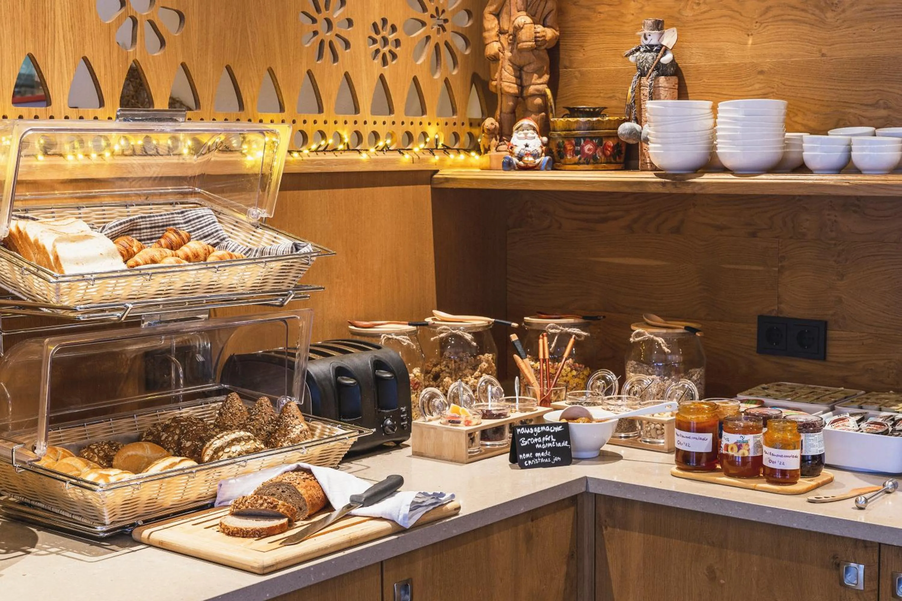 Breakfast in Das Glemm Hotel - Joker Card Partner