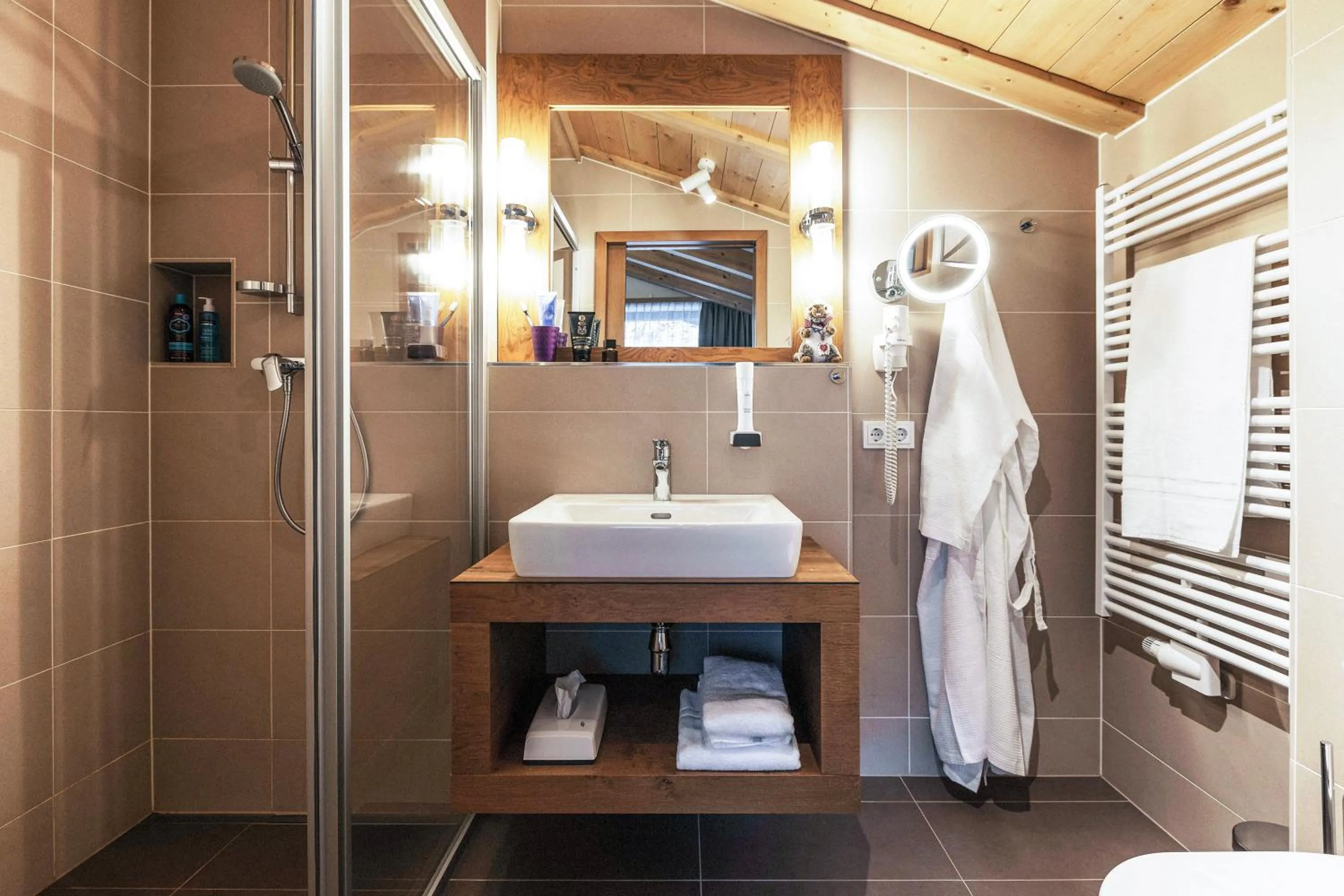 Shower in Das Glemm Hotel - Joker Card Partner