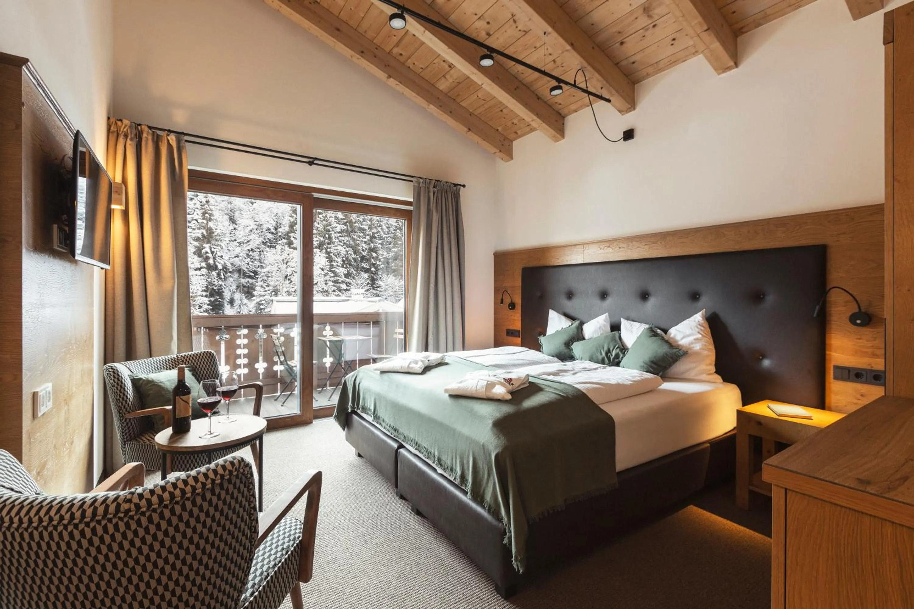 Bedroom, Bed in Das Glemm Hotel - Joker Card Partner