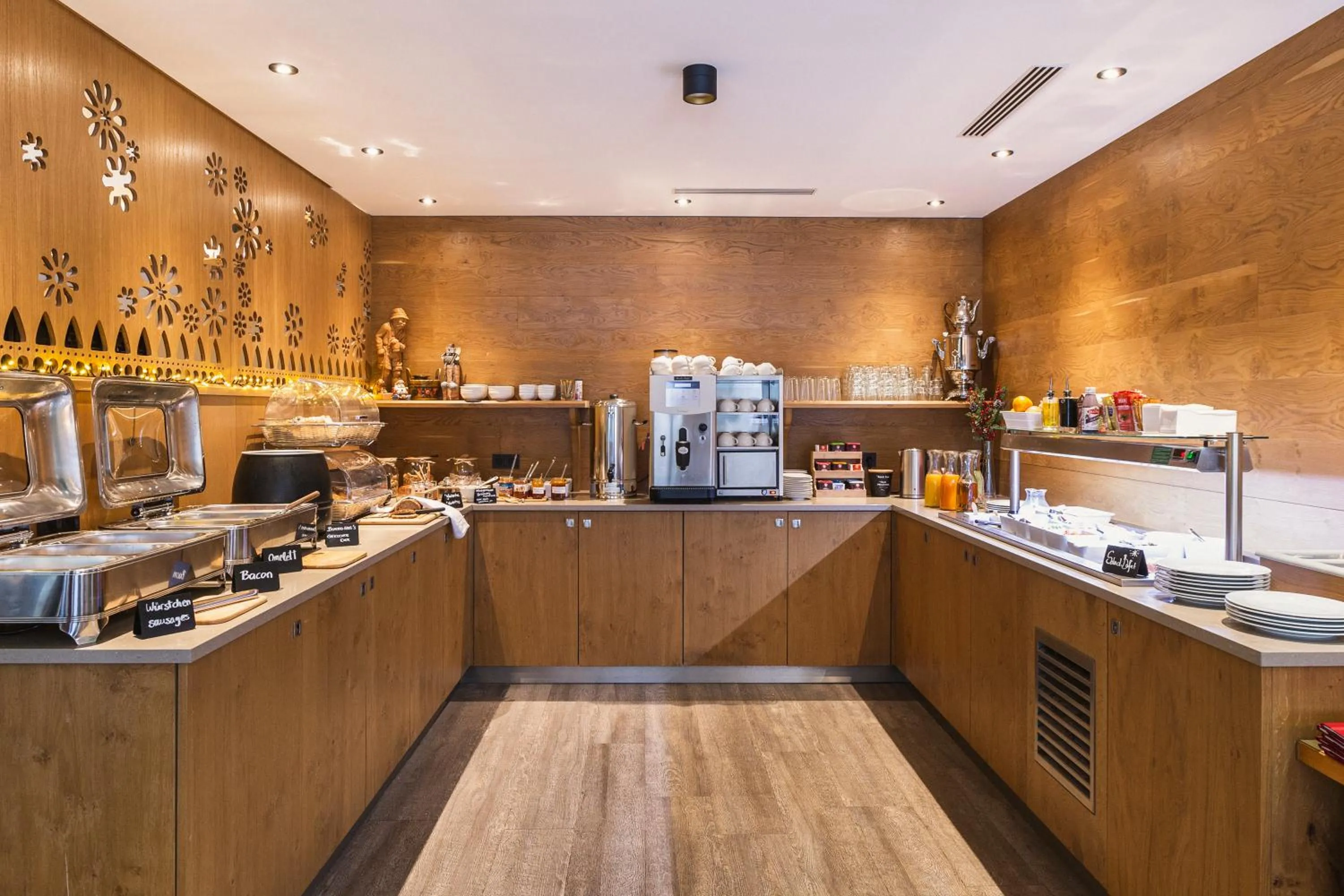 Breakfast in Das Glemm Hotel - Joker Card Partner