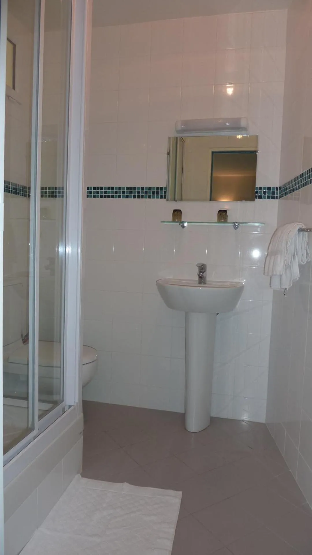 Bathroom in Hotel des Vosges