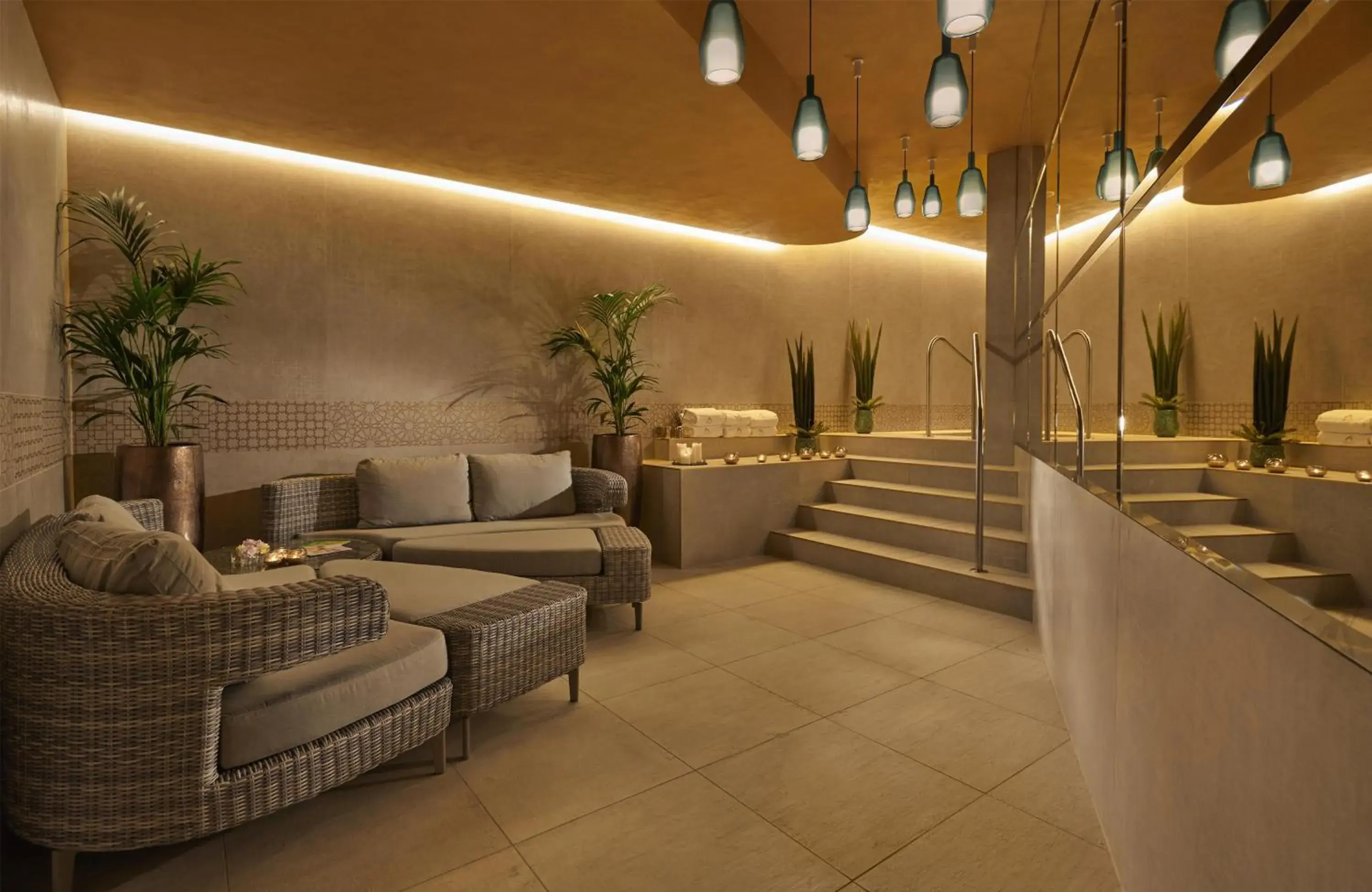 Spa and wellness centre/facilities in Párisi Udvar Hotel Budapest, part of Hyatt Spa and wellness centre/facilities in Párisi Udvar Hotel Budapest, part of Hyatt