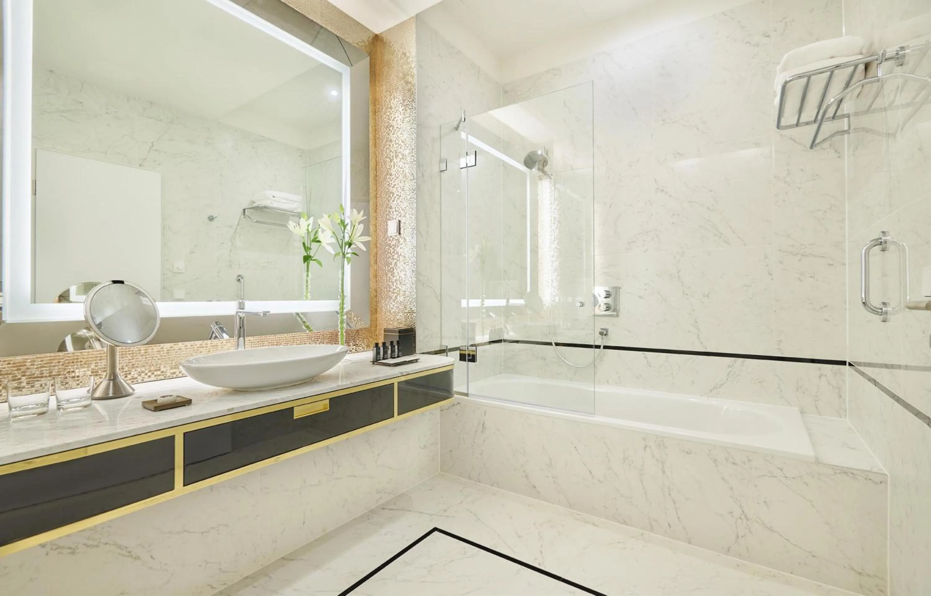 Bathroom in Párisi Udvar Hotel Budapest, part of Hyatt