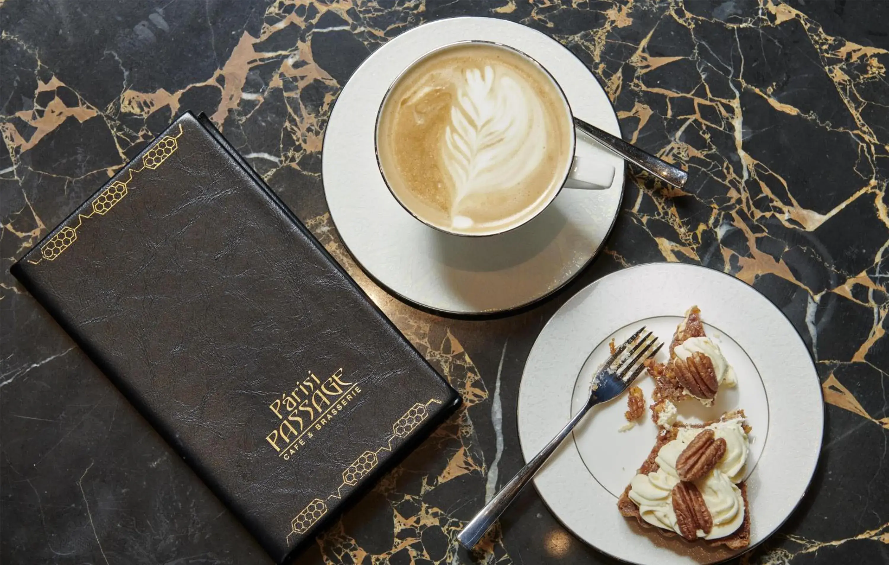 Restaurant/places to eat in Párisi Udvar Hotel Budapest, part of Hyatt Restaurant/places to eat in Párisi Udvar Hotel Budapest, part of Hyatt