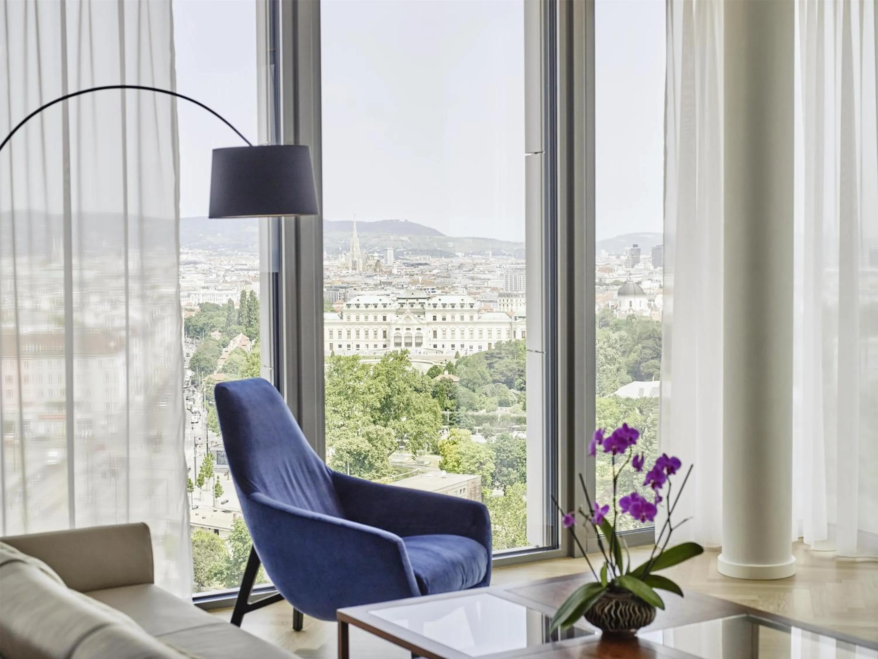Photo of the whole room in Hyatt Regency Vienna