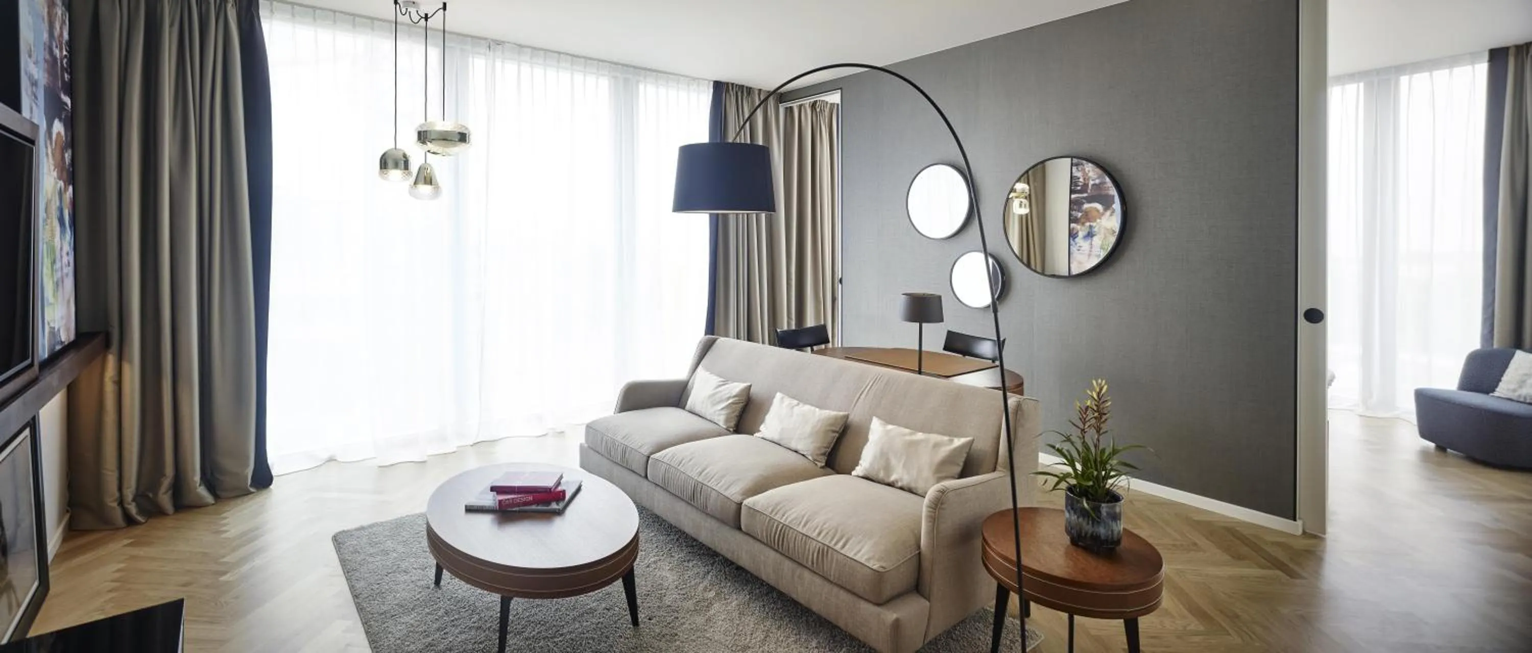 Photo of the whole room in Hyatt Regency Vienna