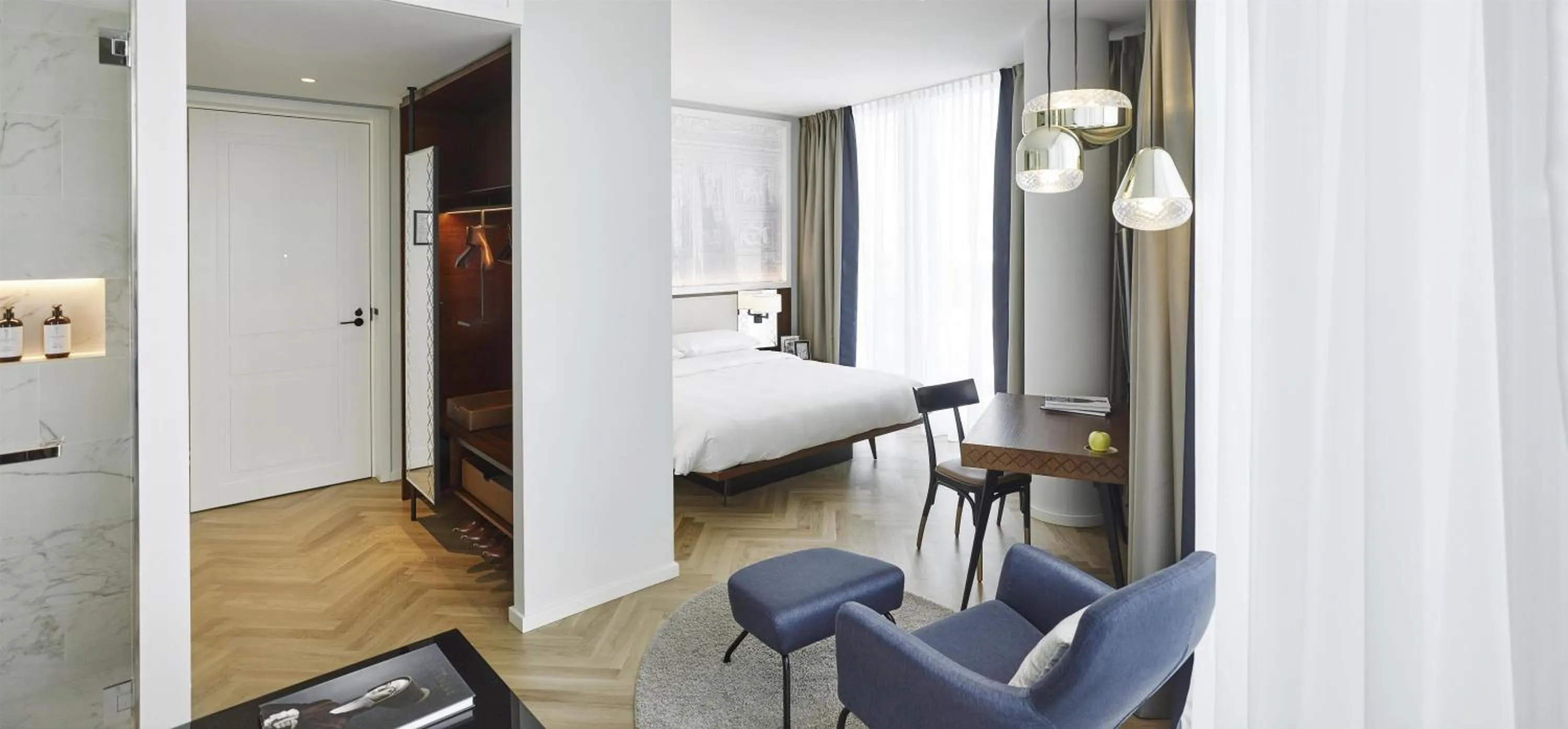 Bedroom, Bed in Hyatt Regency Vienna