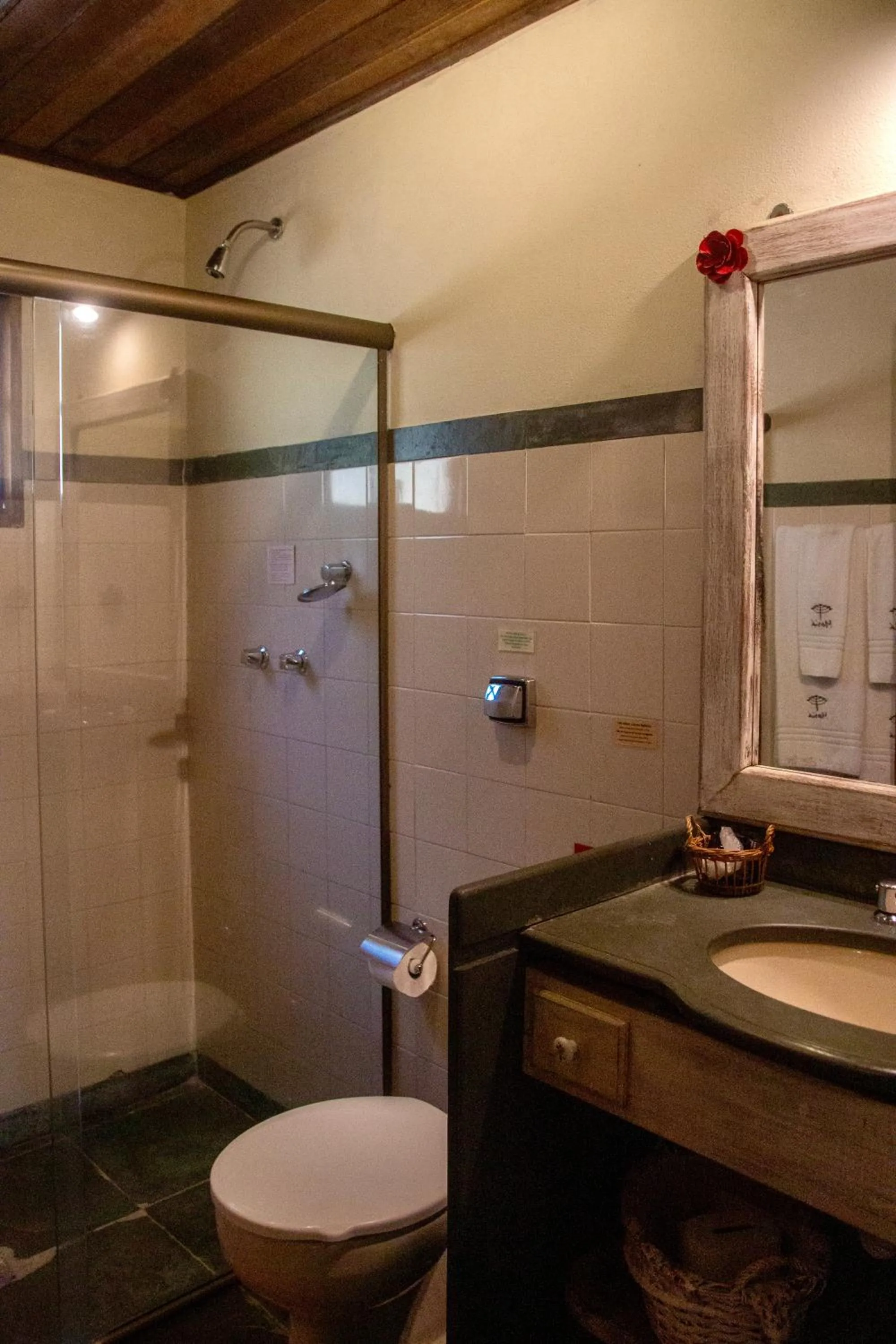 Shower in Pousada Moriá