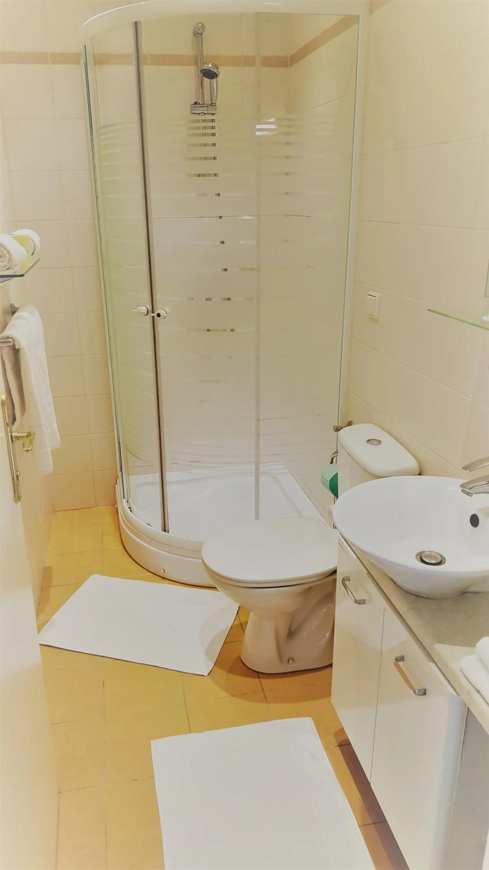 Bathroom in Hotel Hotwagner