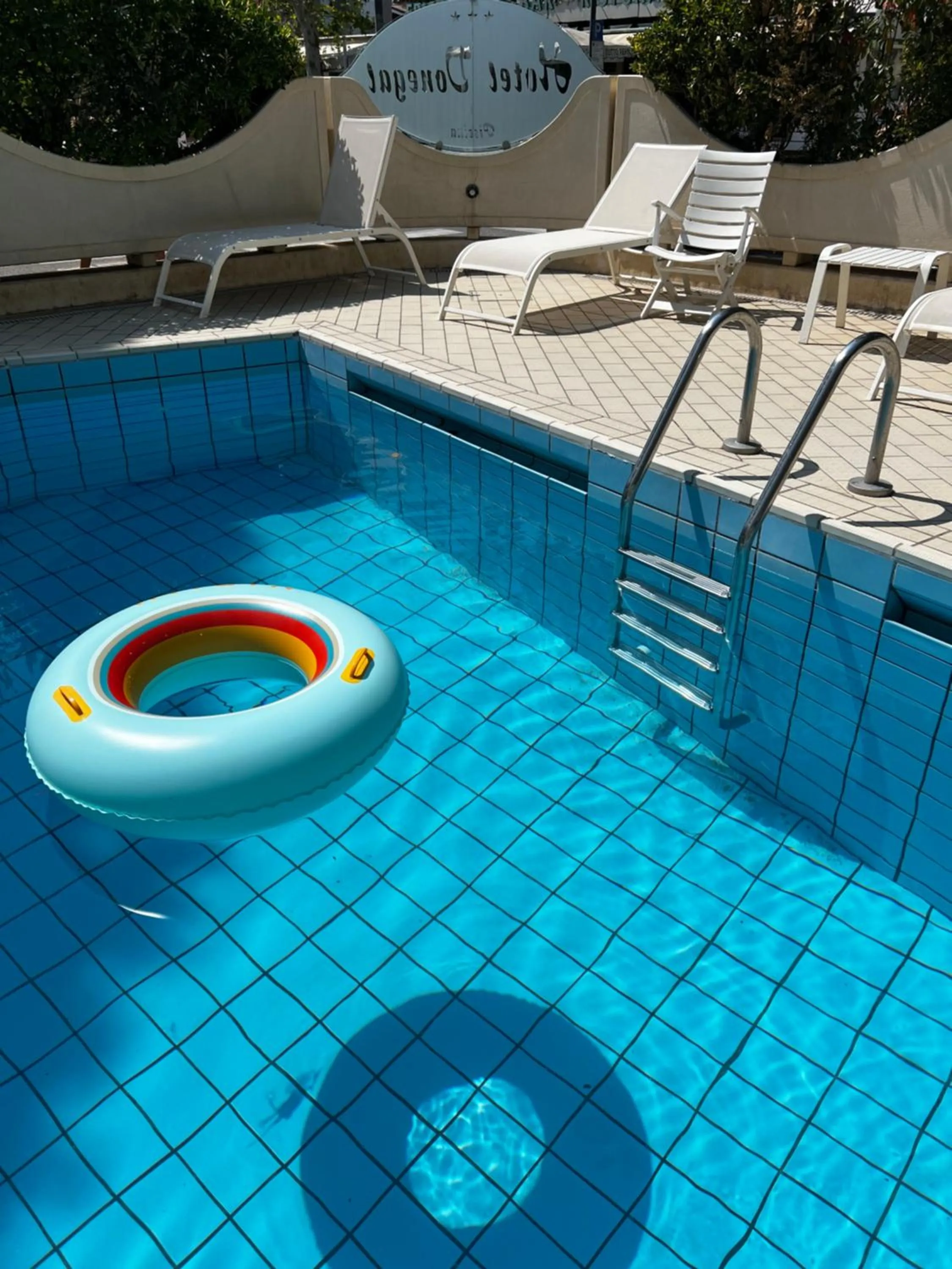 Day in Hotel Donegal