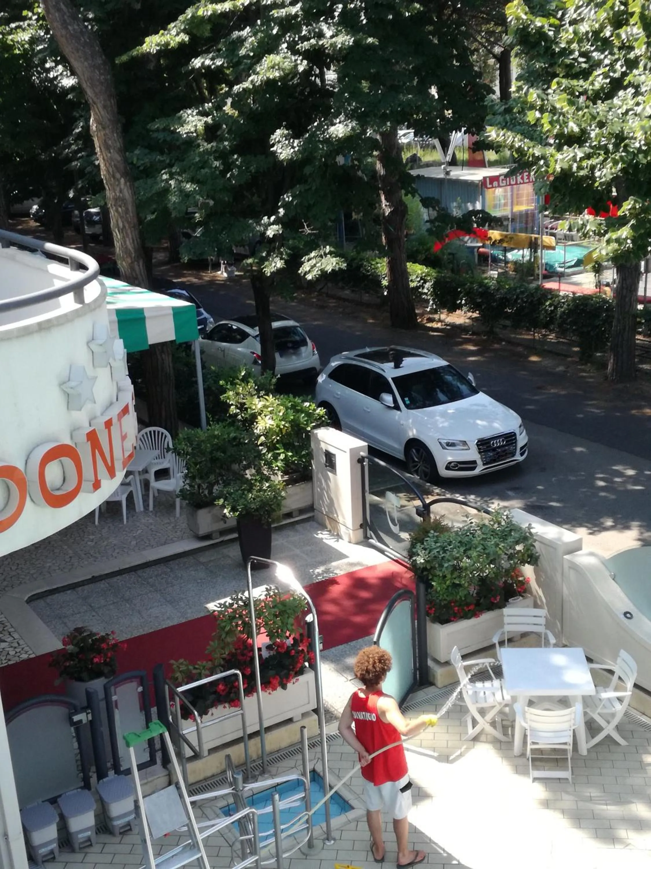 Property building in Hotel Donegal