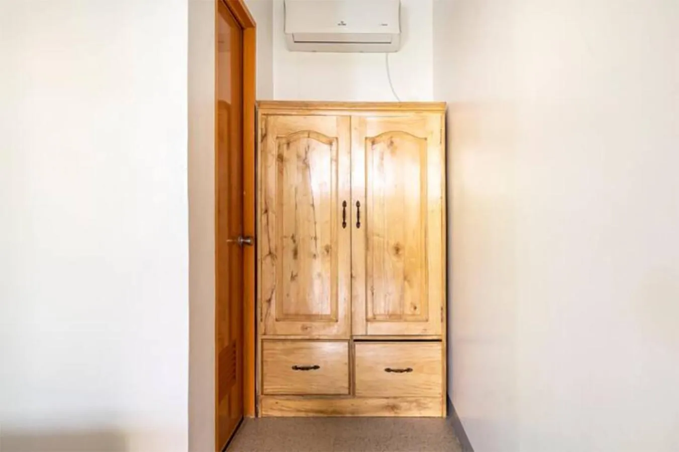 wardrobe in Beyond Island